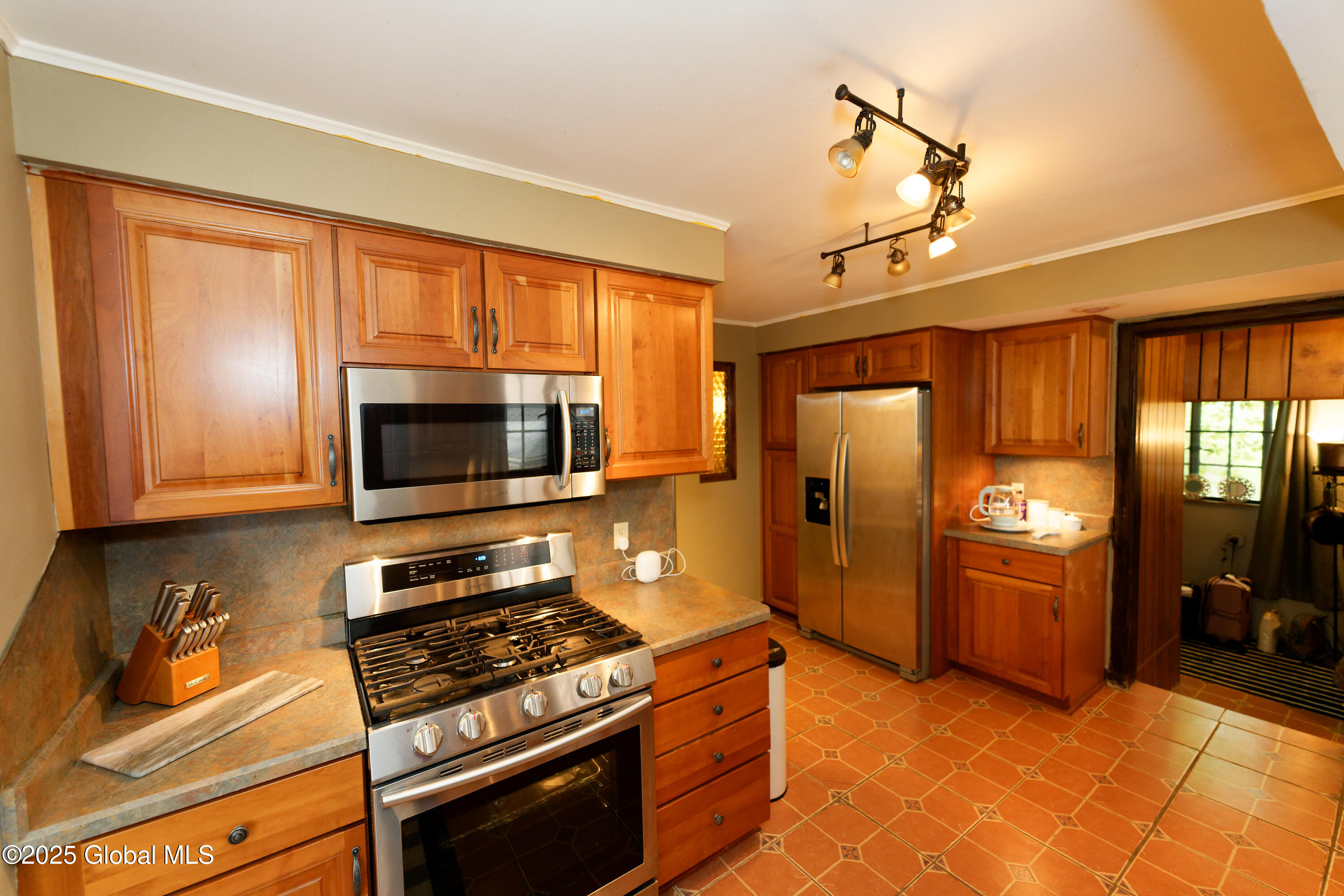 105 23rd Street, Troy, New York image 17