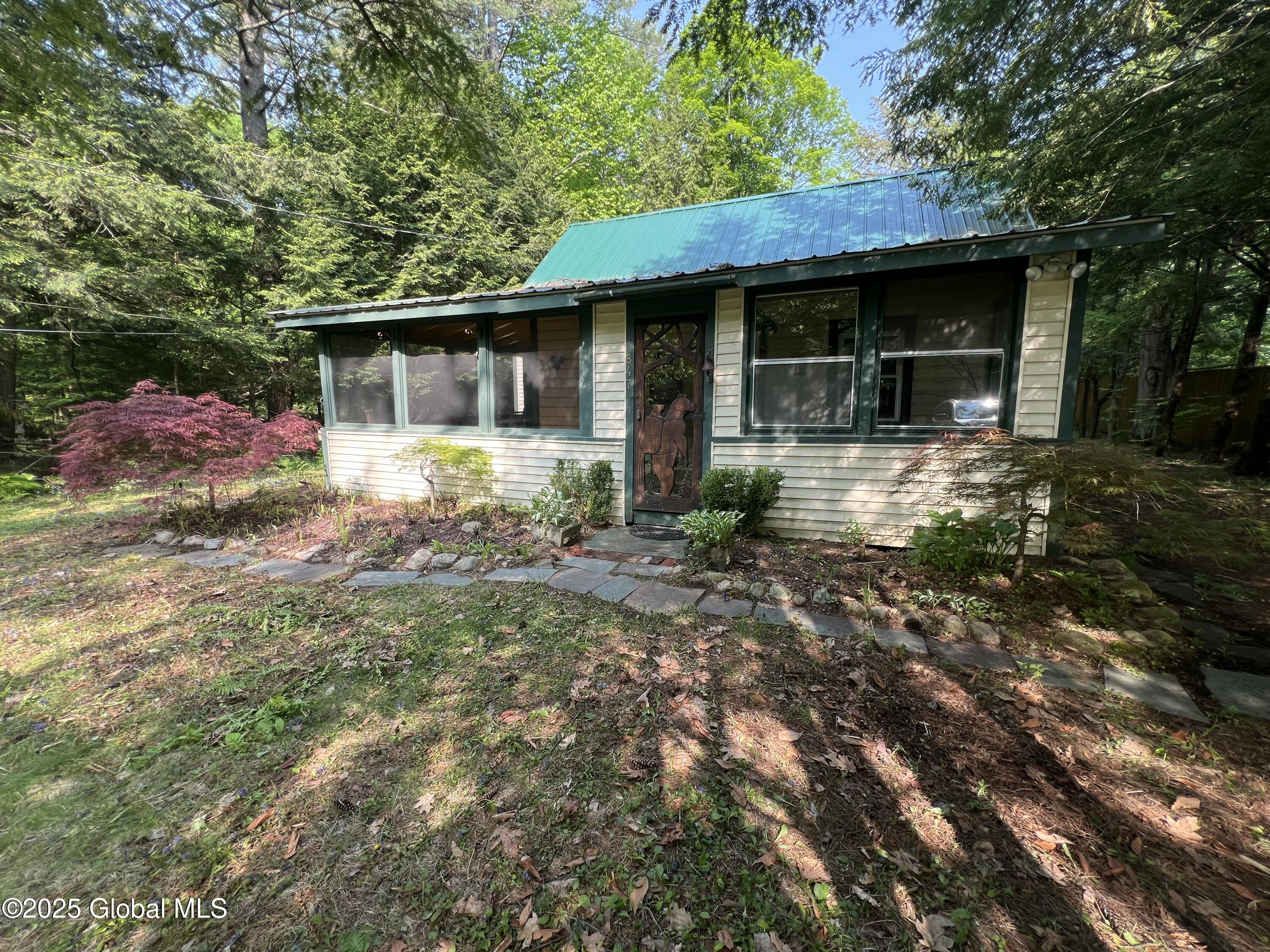 847 Lake Avenue, Lake Luzerne, New York image 8