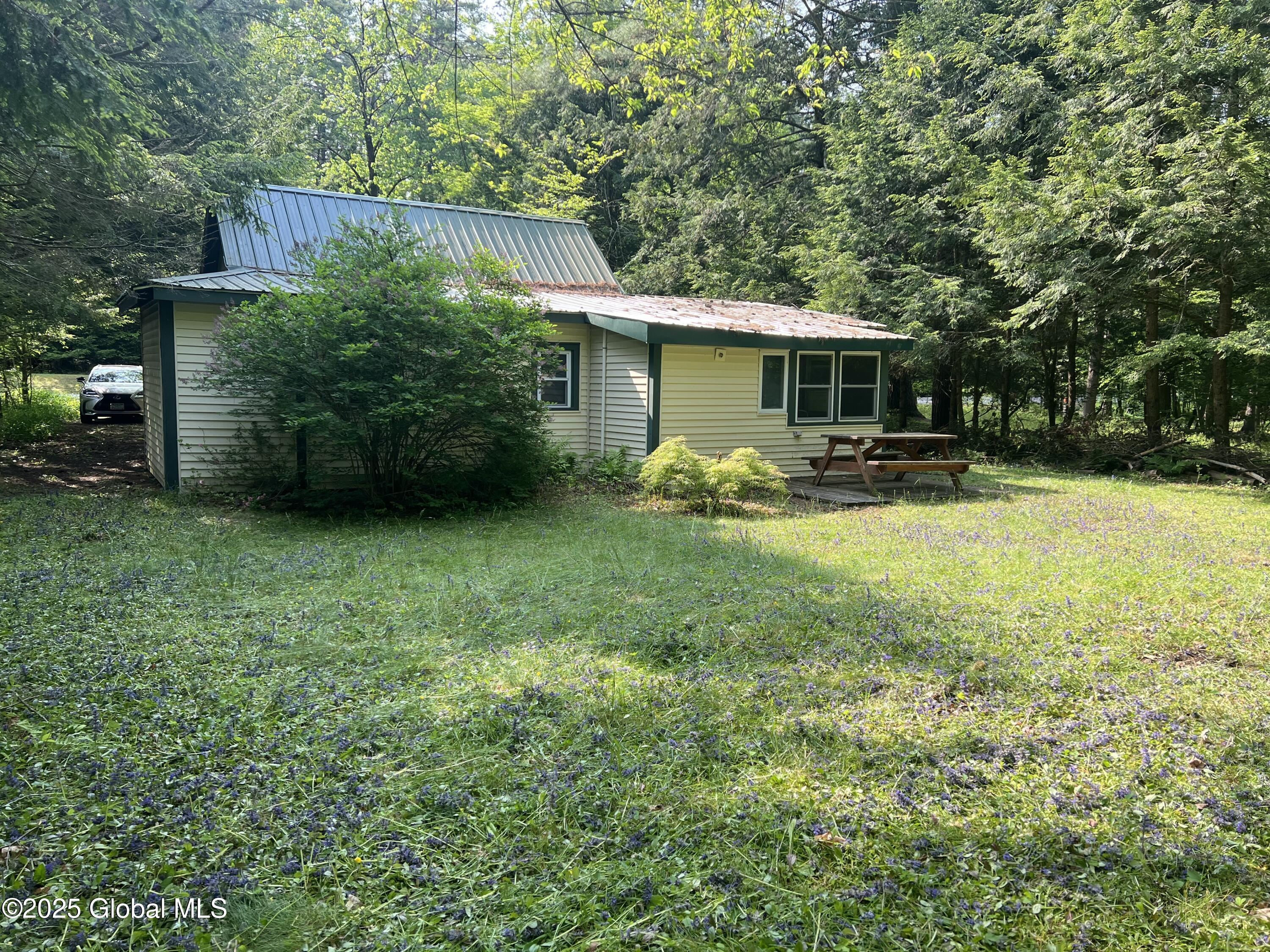 847 Lake Avenue, Lake Luzerne, New York image 24