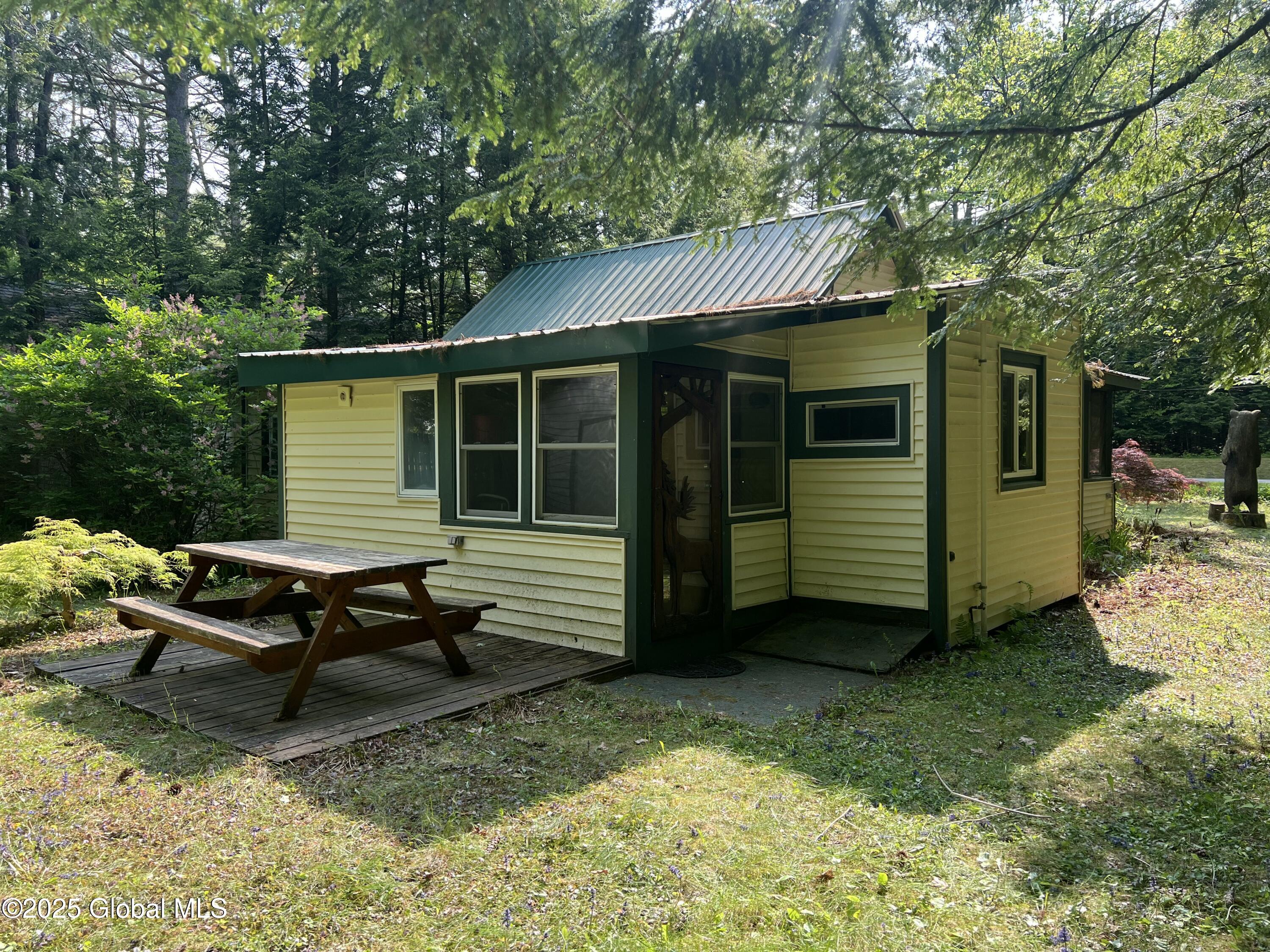847 Lake Avenue, Lake Luzerne, New York image 11