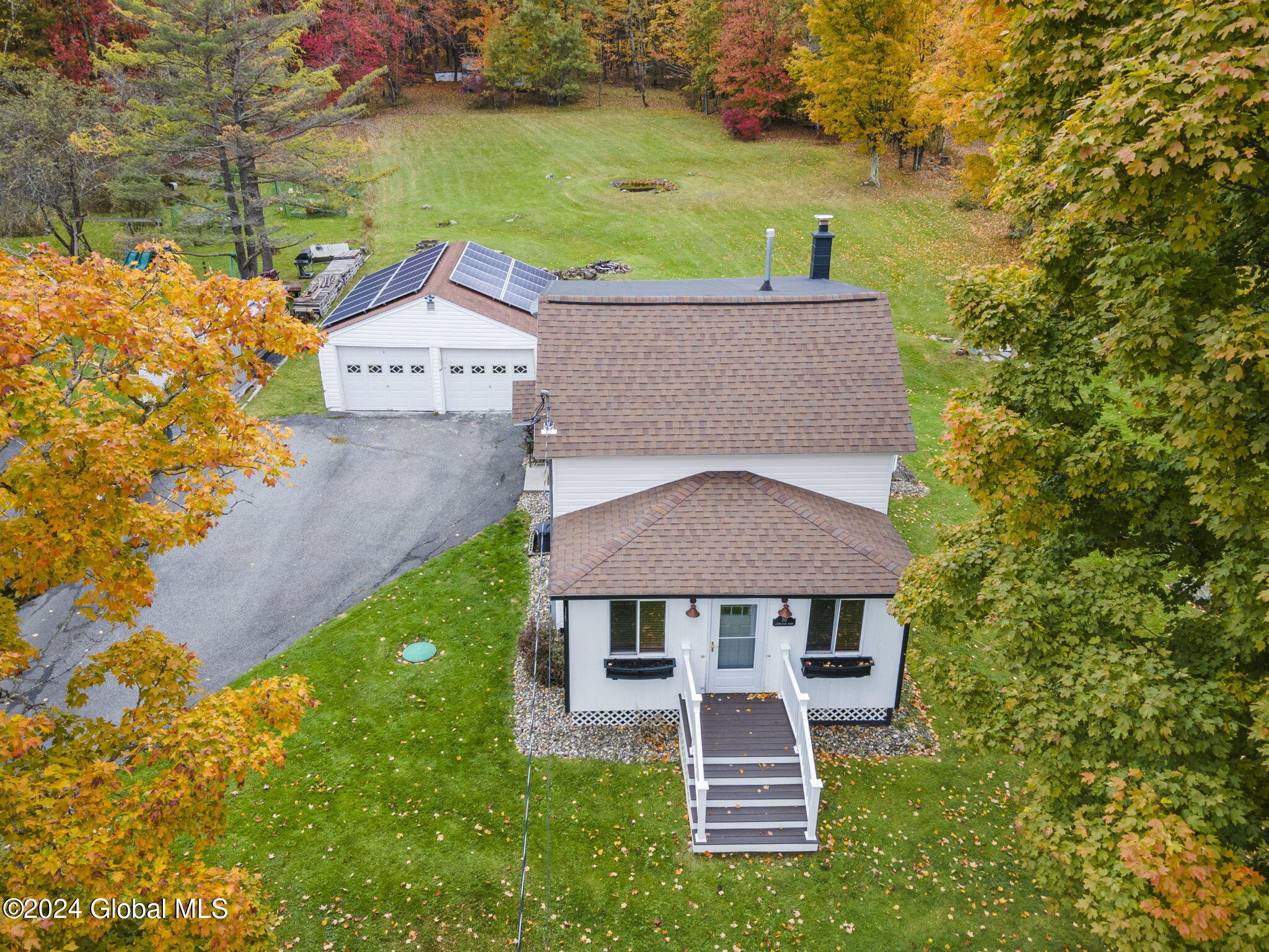 30 Dumbleton Road, Grafton, New York image 1