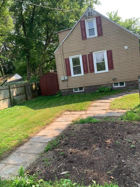 Photo of 3 Livingston Avenue, Schenectady, NY 12302 (MLS # 202523424)
