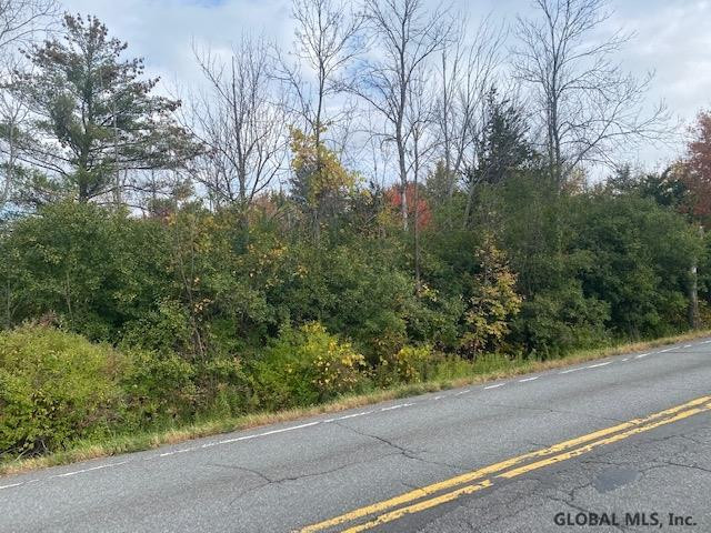 Crow Ridge Road, Voorheesville, New York image 8