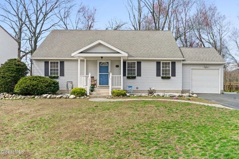 Photo of 61 Jefferson Road, Glenmont, NY 12077 (MLS # 202615119)