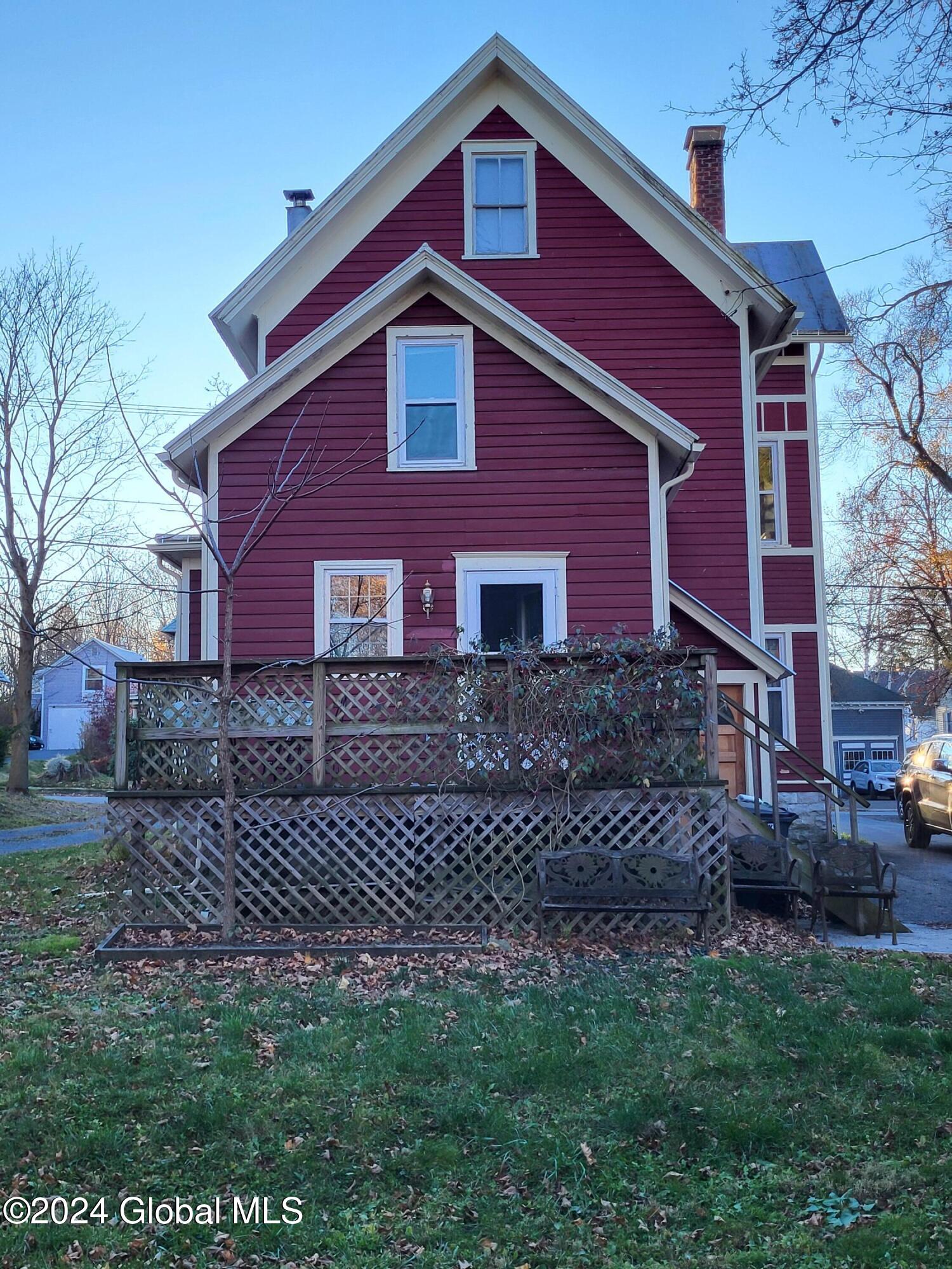 126 Washington Avenue, Cobleskill, New York image 4