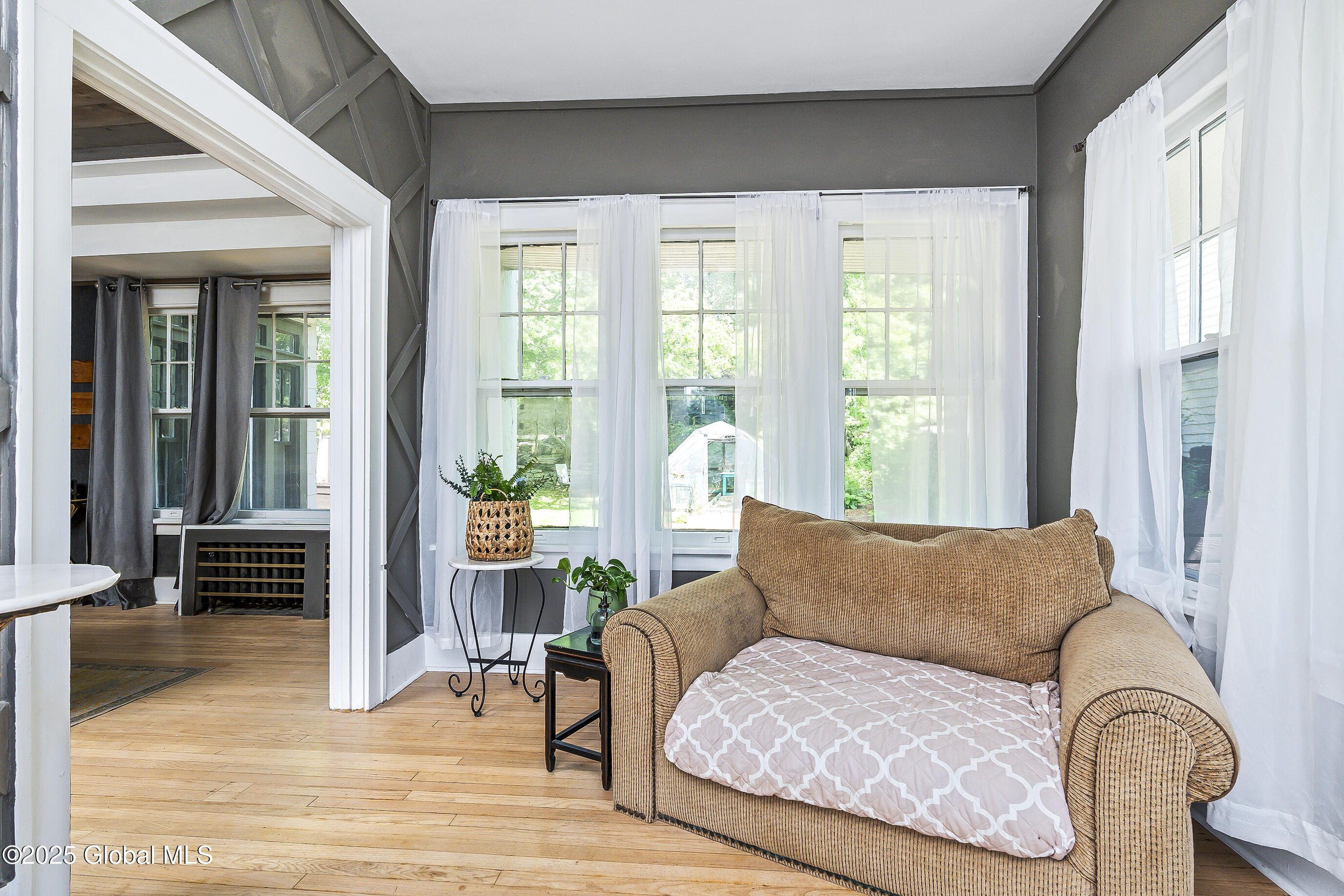 126 Maple Avenue, Troy, New York image 8