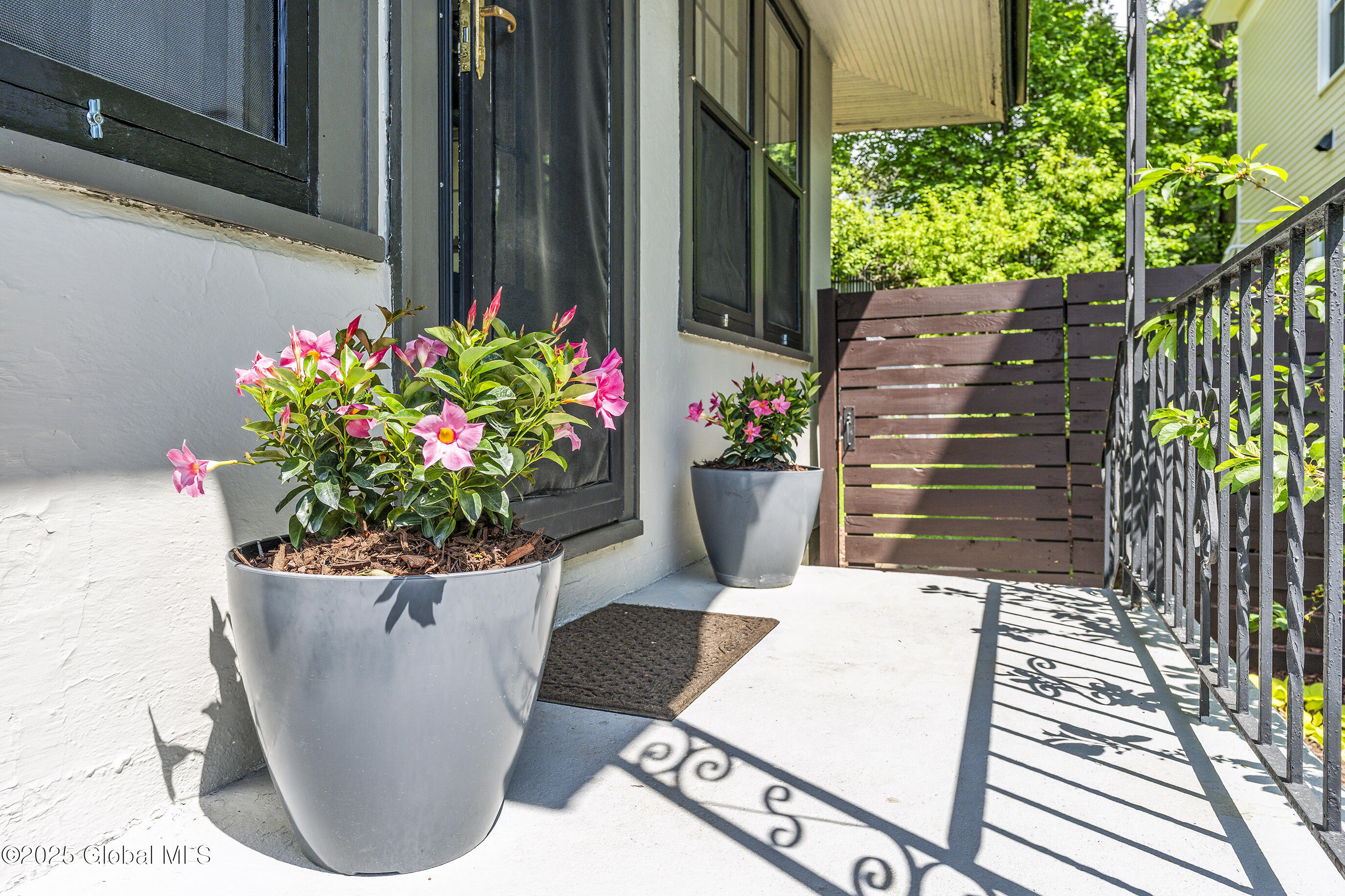 126 Maple Avenue, Troy, New York image 5