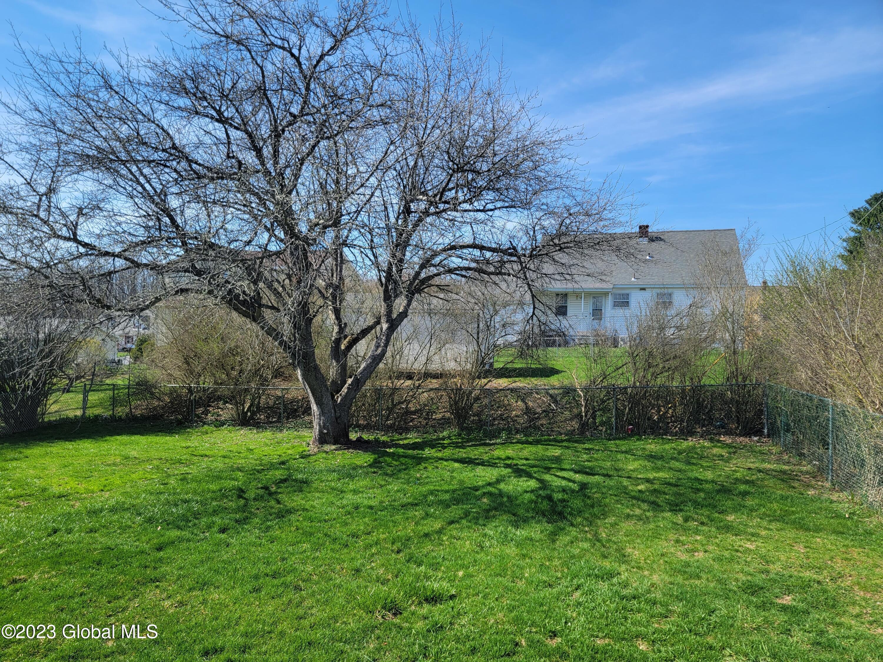 254 Church Street, Amsterdam, New York image 4