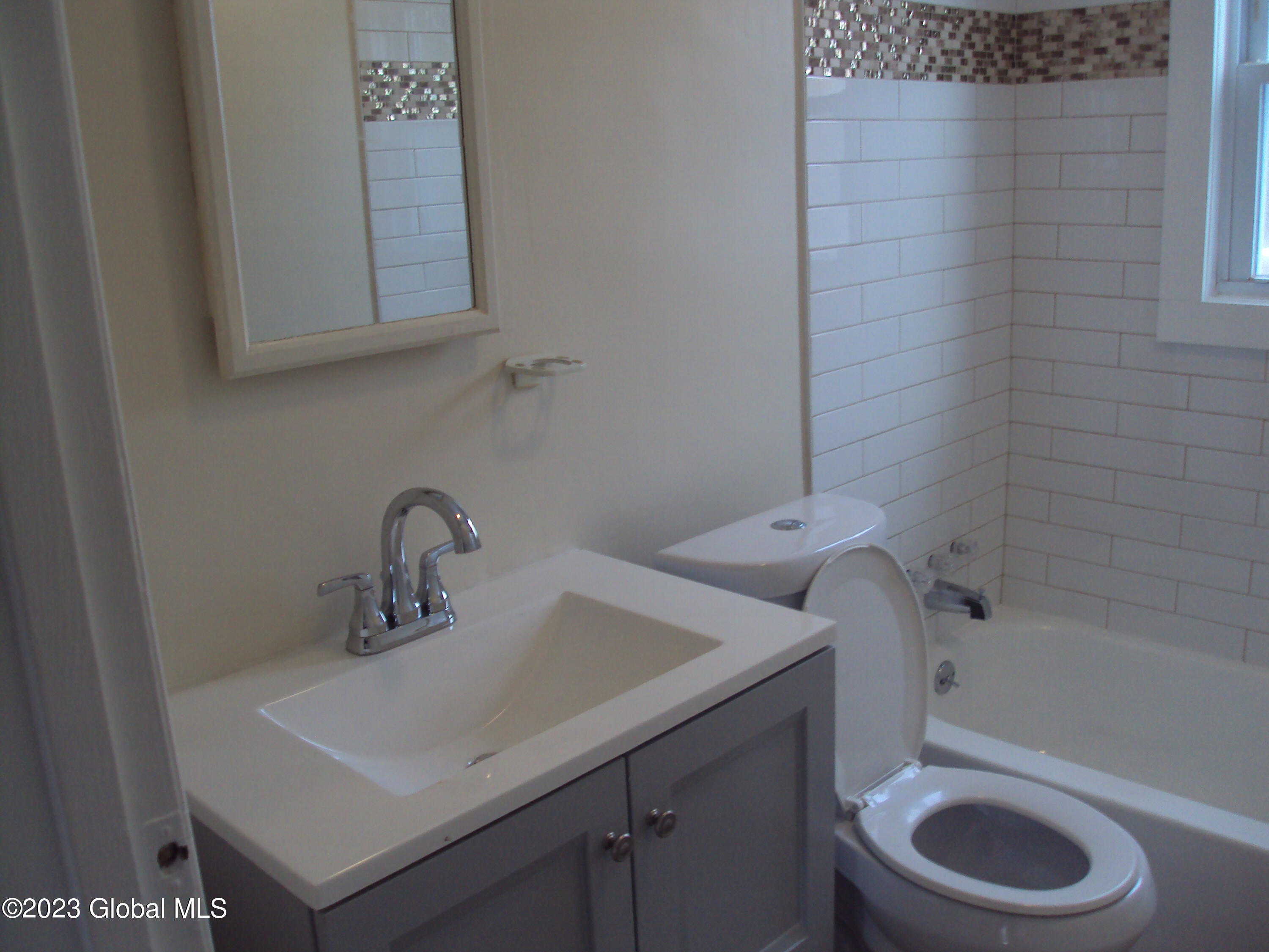 254 Church Street, Amsterdam, New York image 19