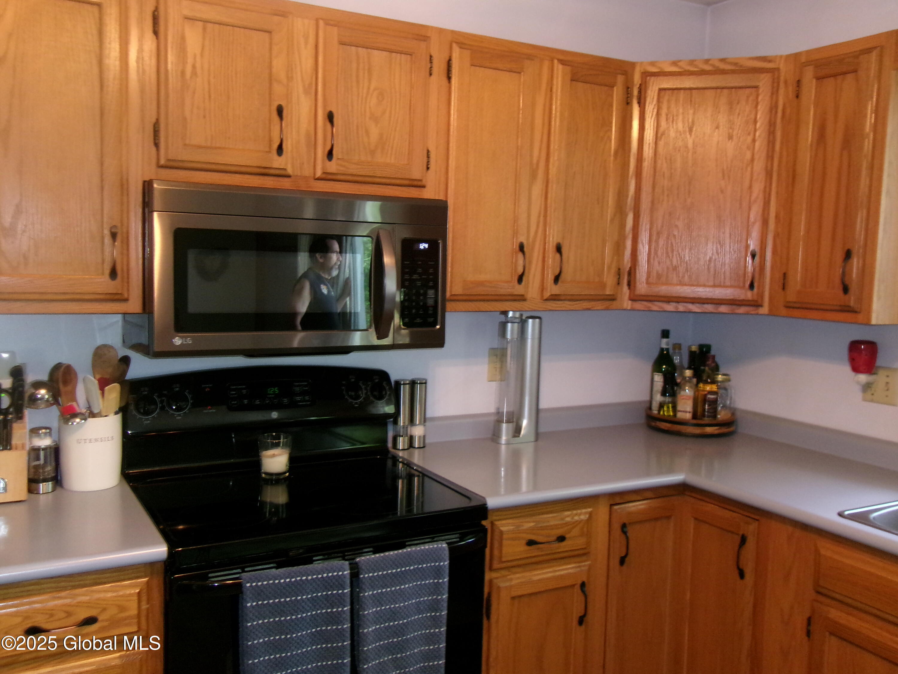 3421 Leroy Street, Schenectady, New York image 23