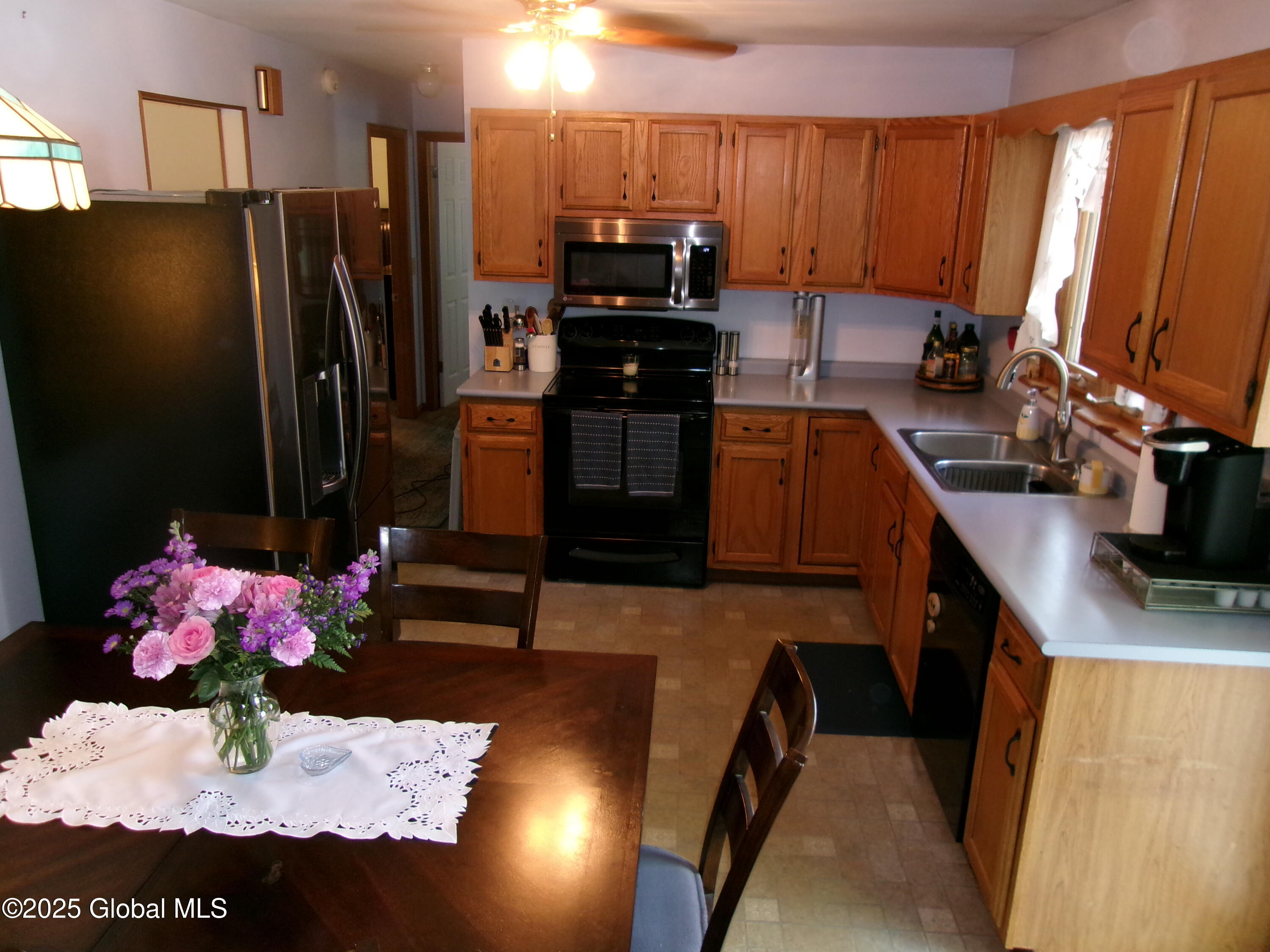 3421 Leroy Street, Schenectady, New York image 17
