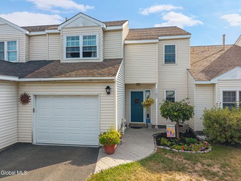 Photo of 1102 Spearhead Drive, Schenectady, NY 12302 (MLS # 202526352)