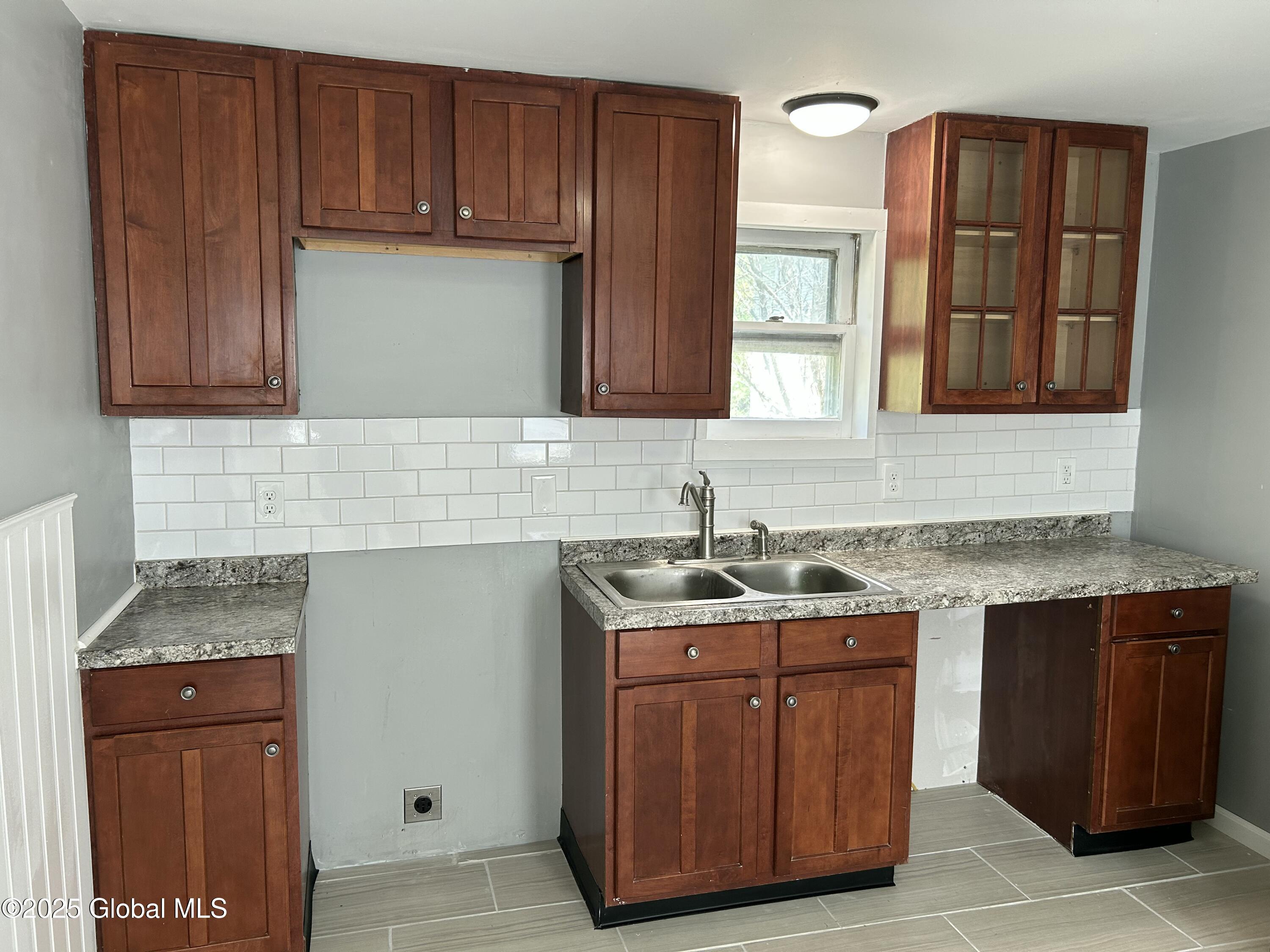 802 Davis Terrace, Schenectady, New York image 6