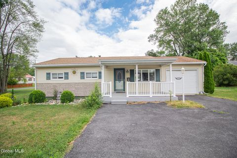 Photo of 3275 Maryvale Drive, Schenectady, NY 12304 (MLS # 202520760)