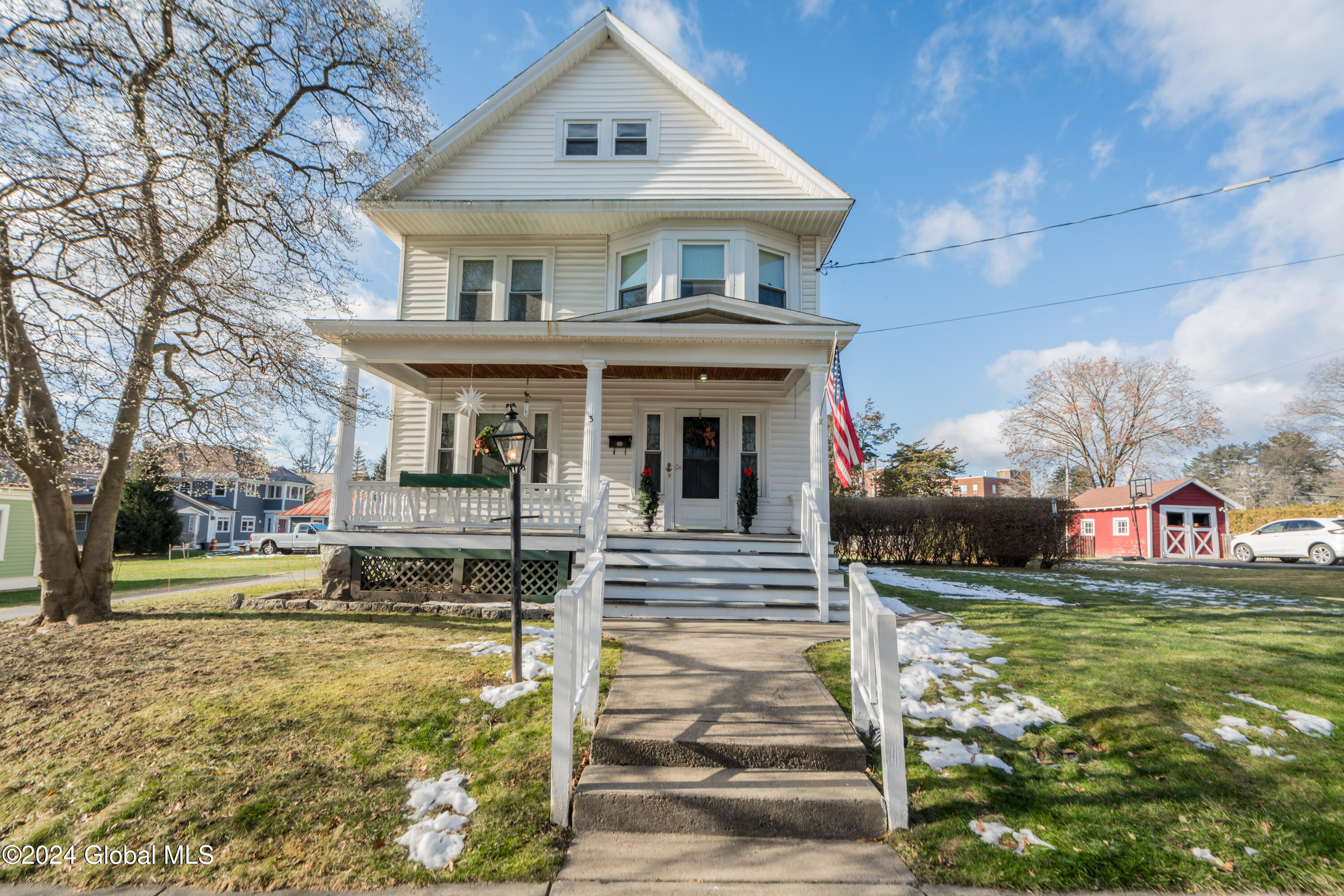 3 Seward Street, Saratoga Springs, New York image 1