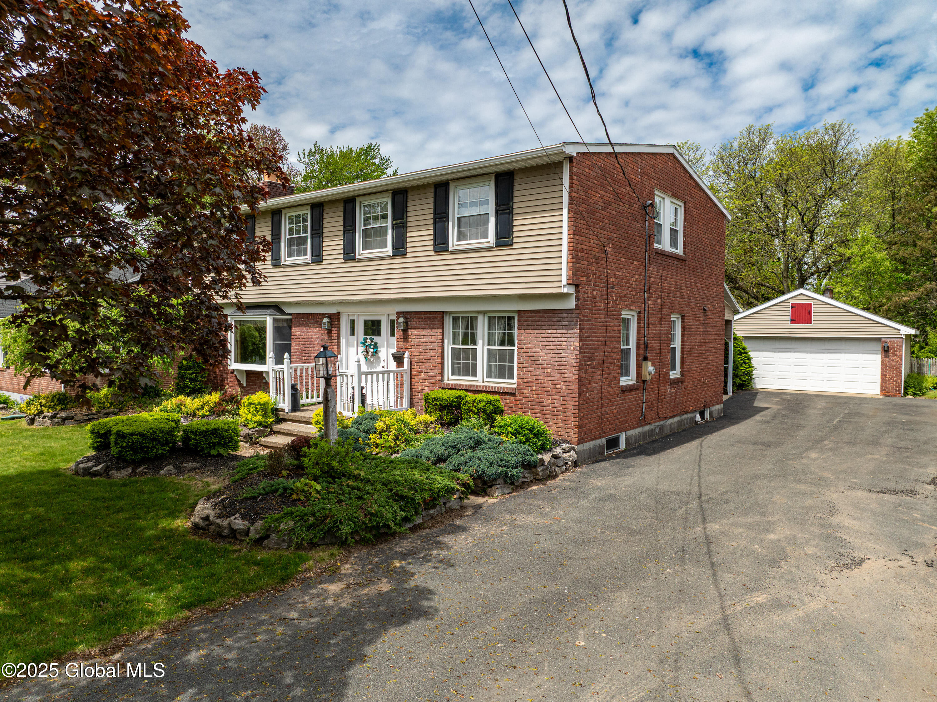 76 Mcnutt Avenue, Colonie, New York image 4