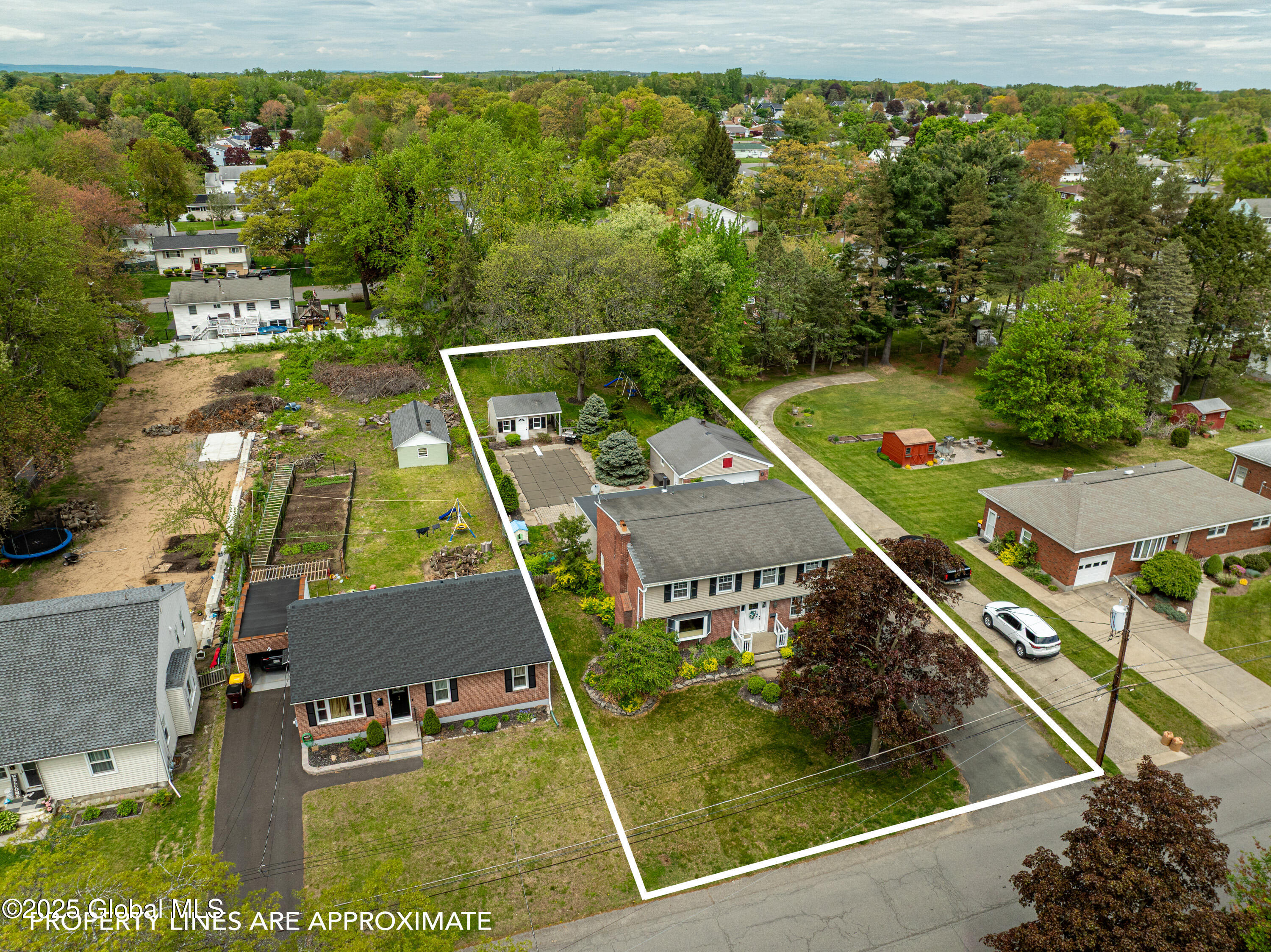 76 Mcnutt Avenue, Colonie, New York image 7