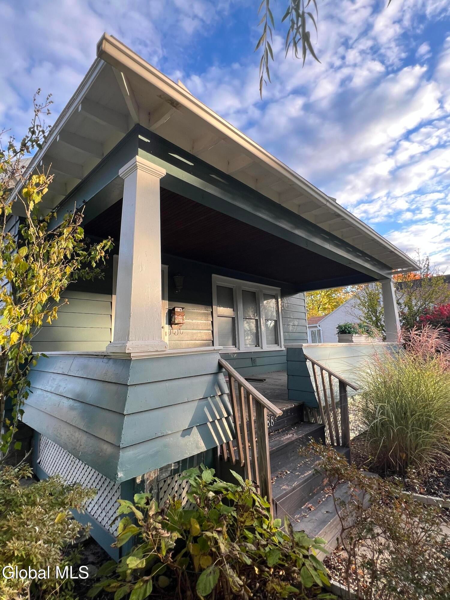 388 Saratoga Road