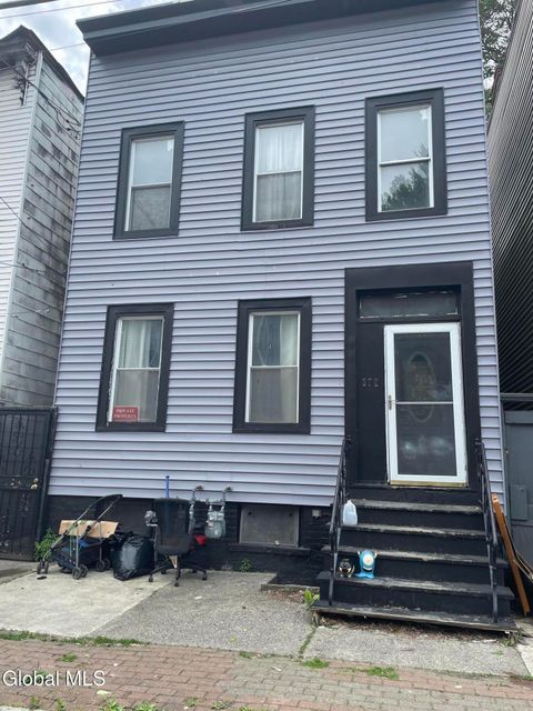 Multifamily For Sale - 372 1st Street<br/> Albany, NY 12206