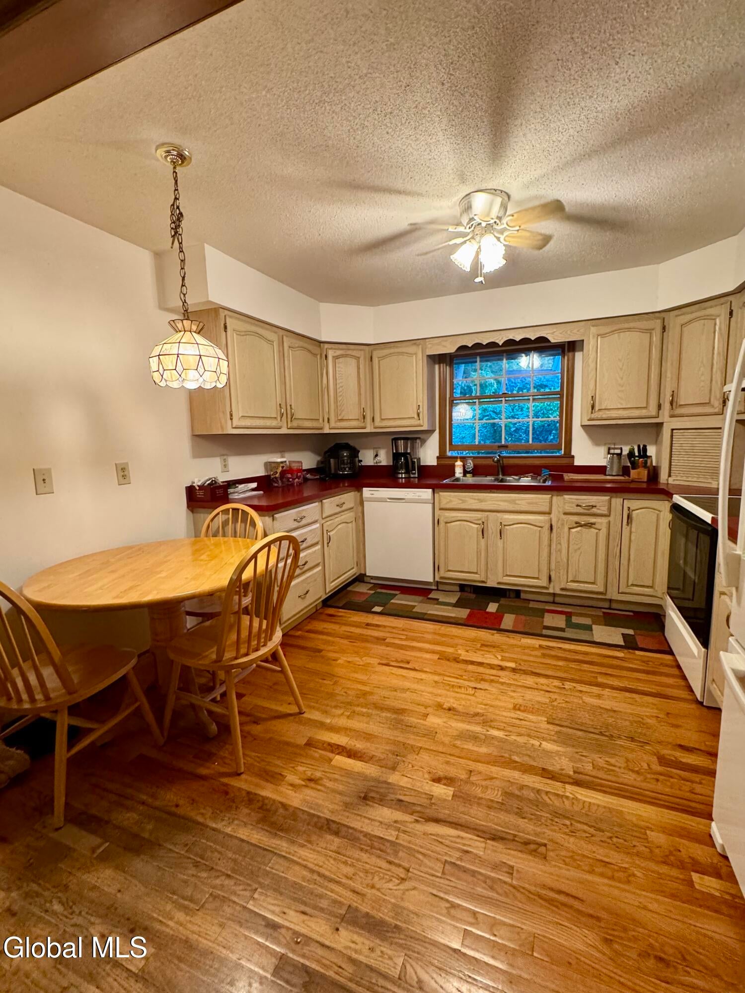 35 Cedarwood Drive