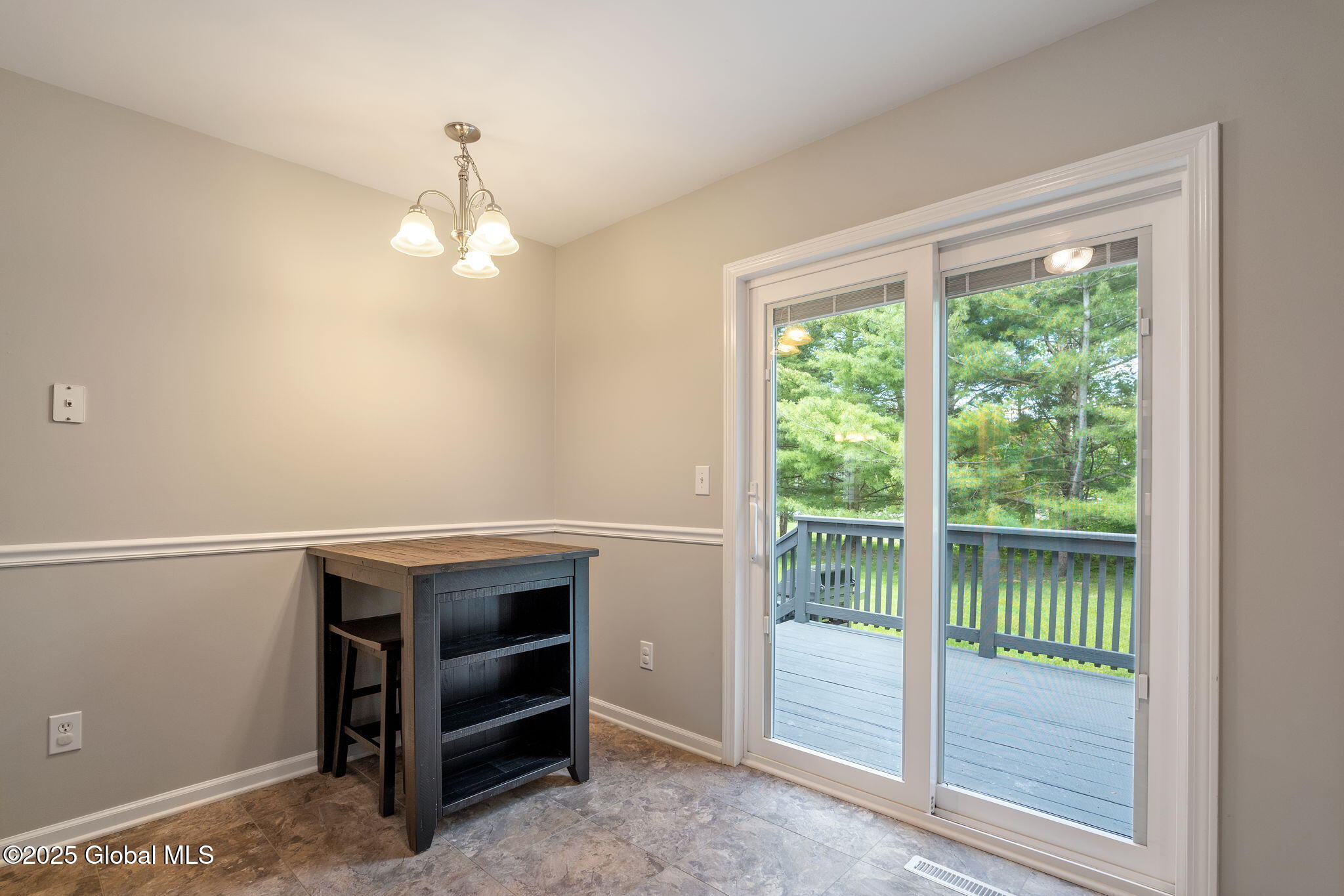 11 Wesley Place, Voorheesville, New York image 9