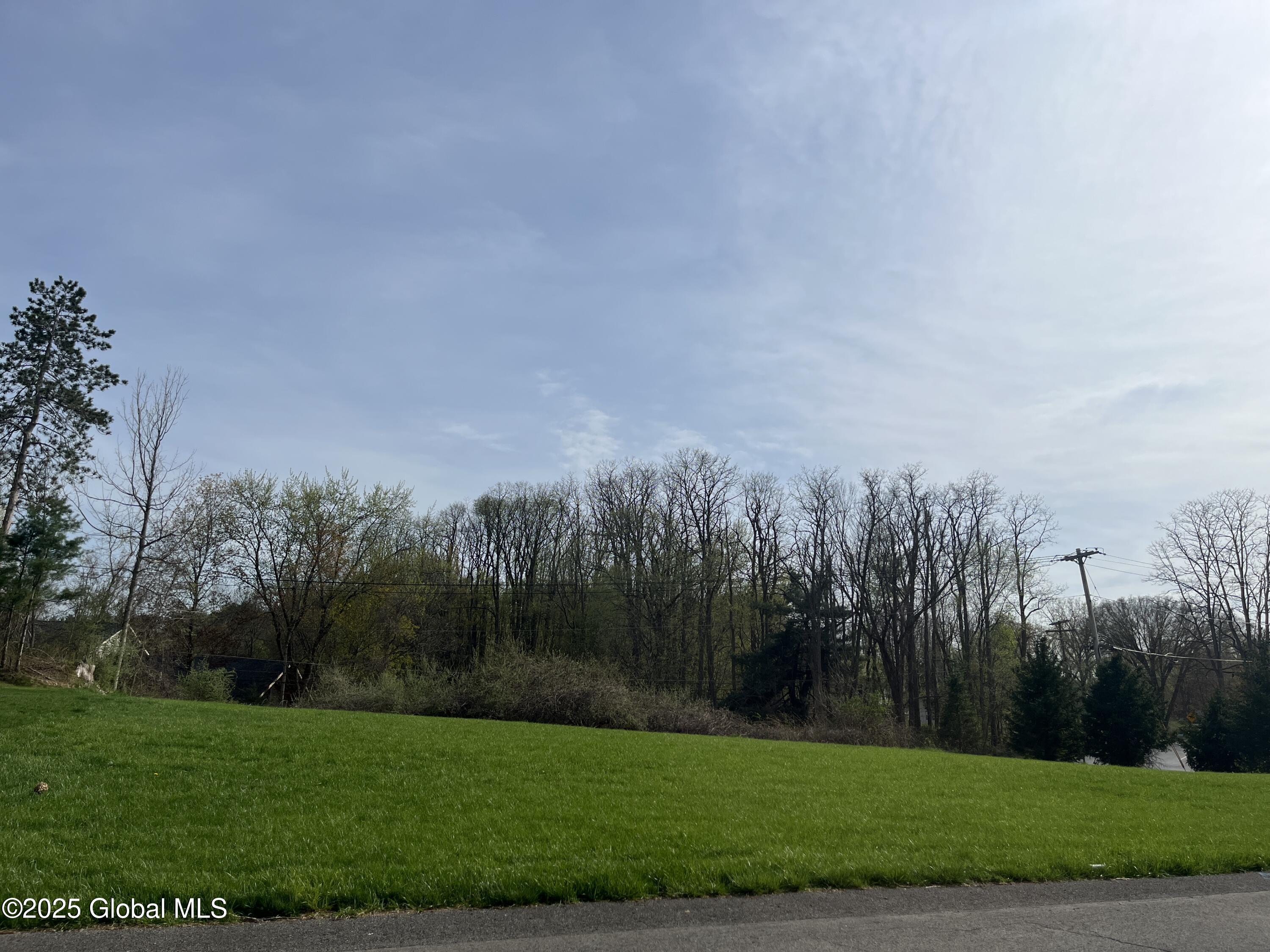 811 Waldens Pond Road, Albany, New York image 8