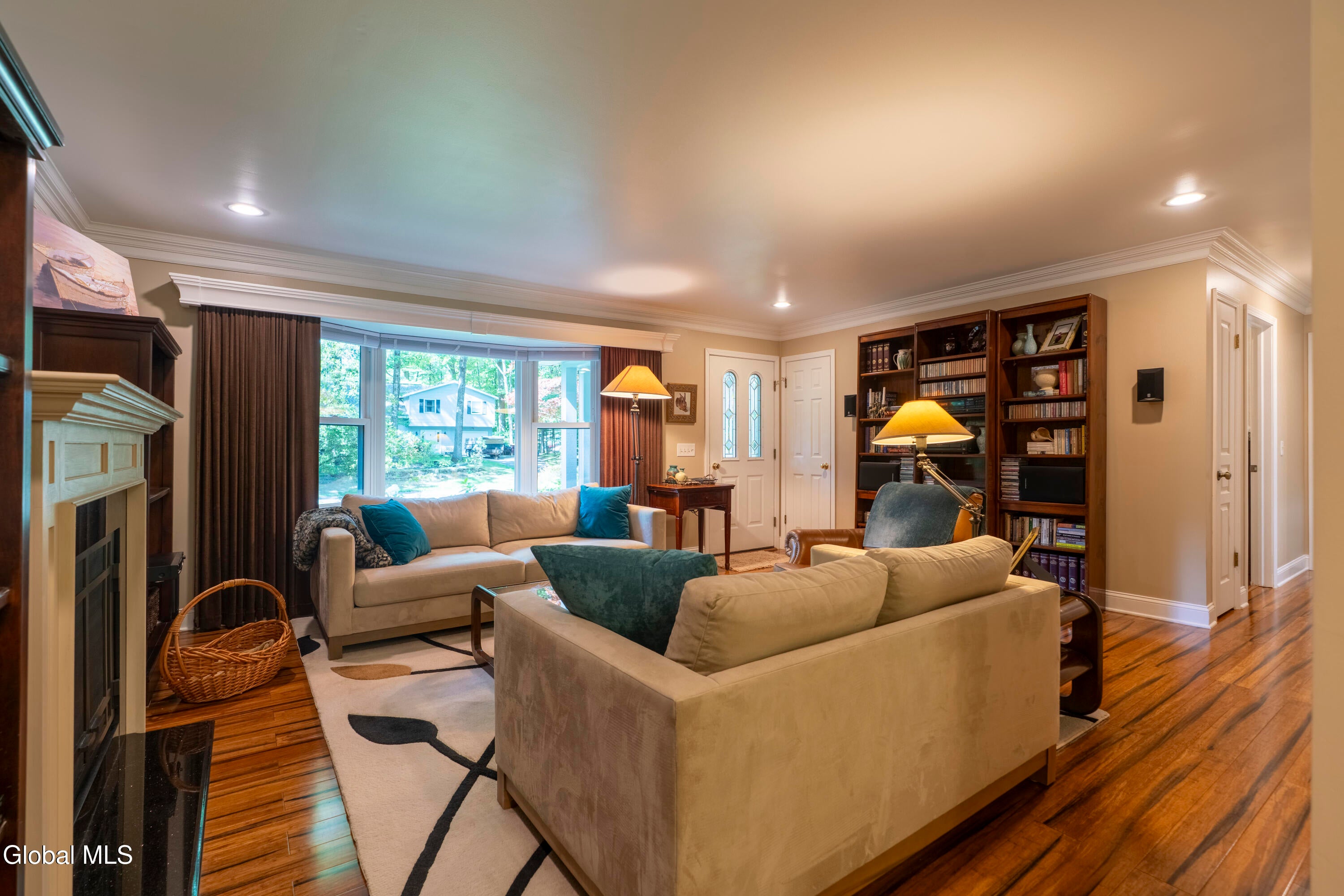 11 Hallak Drive