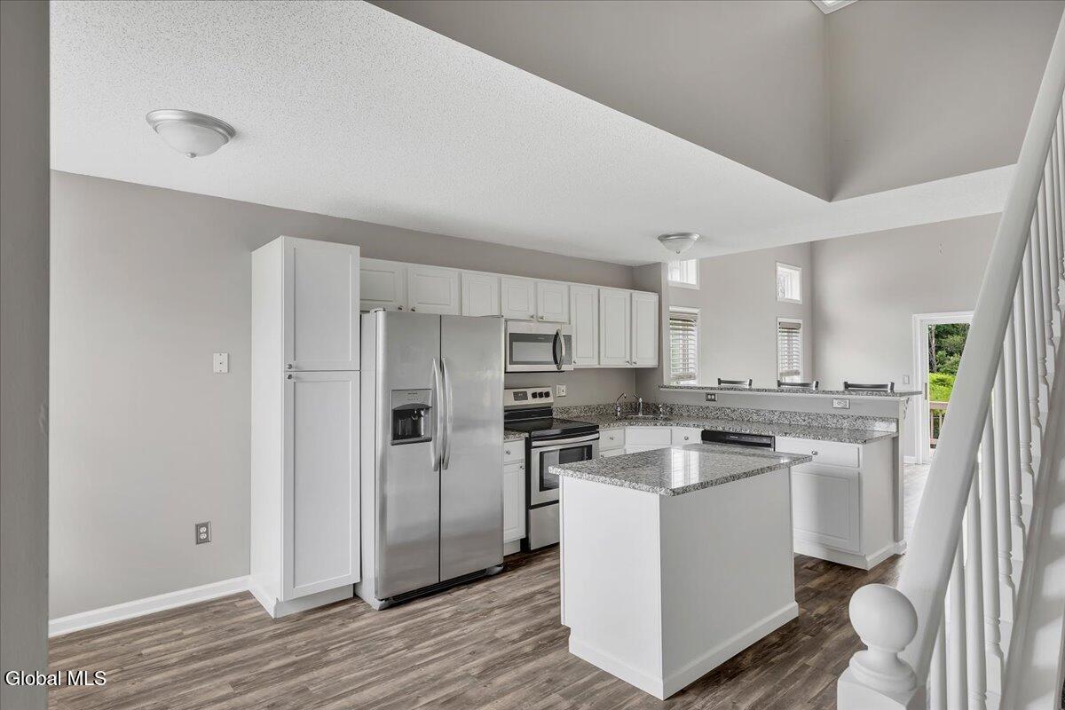 42A Raylinsky Lane