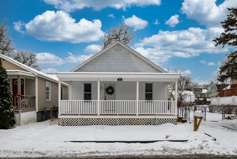 Photo of 36 Edenburg Avenue, Albany, NY 12203 (MLS # 202610215)