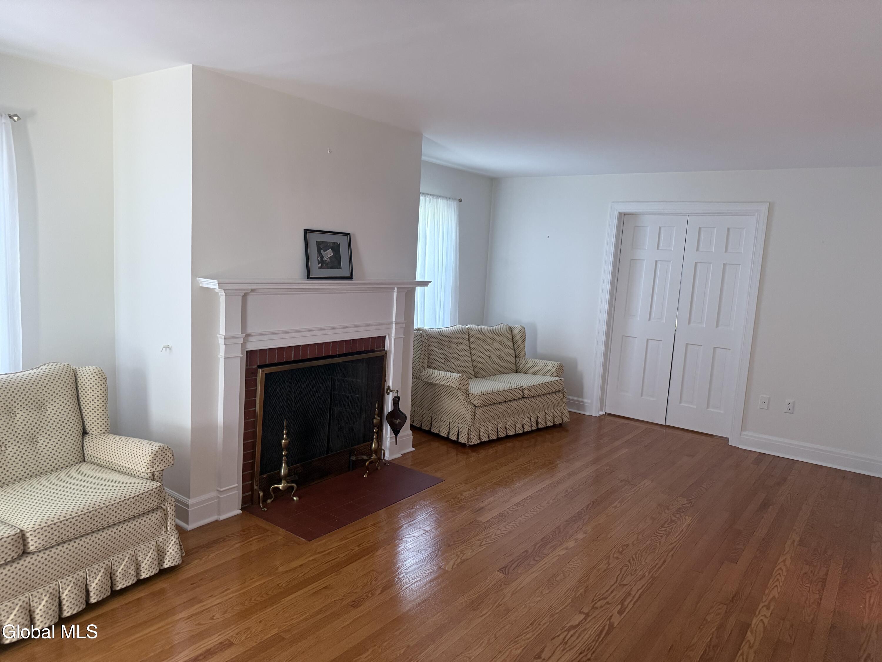 Niskayuna, New York 12309, United States, 4 Bedrooms Bedrooms, ,2 BathroomsBathrooms,Residential,Active,189568