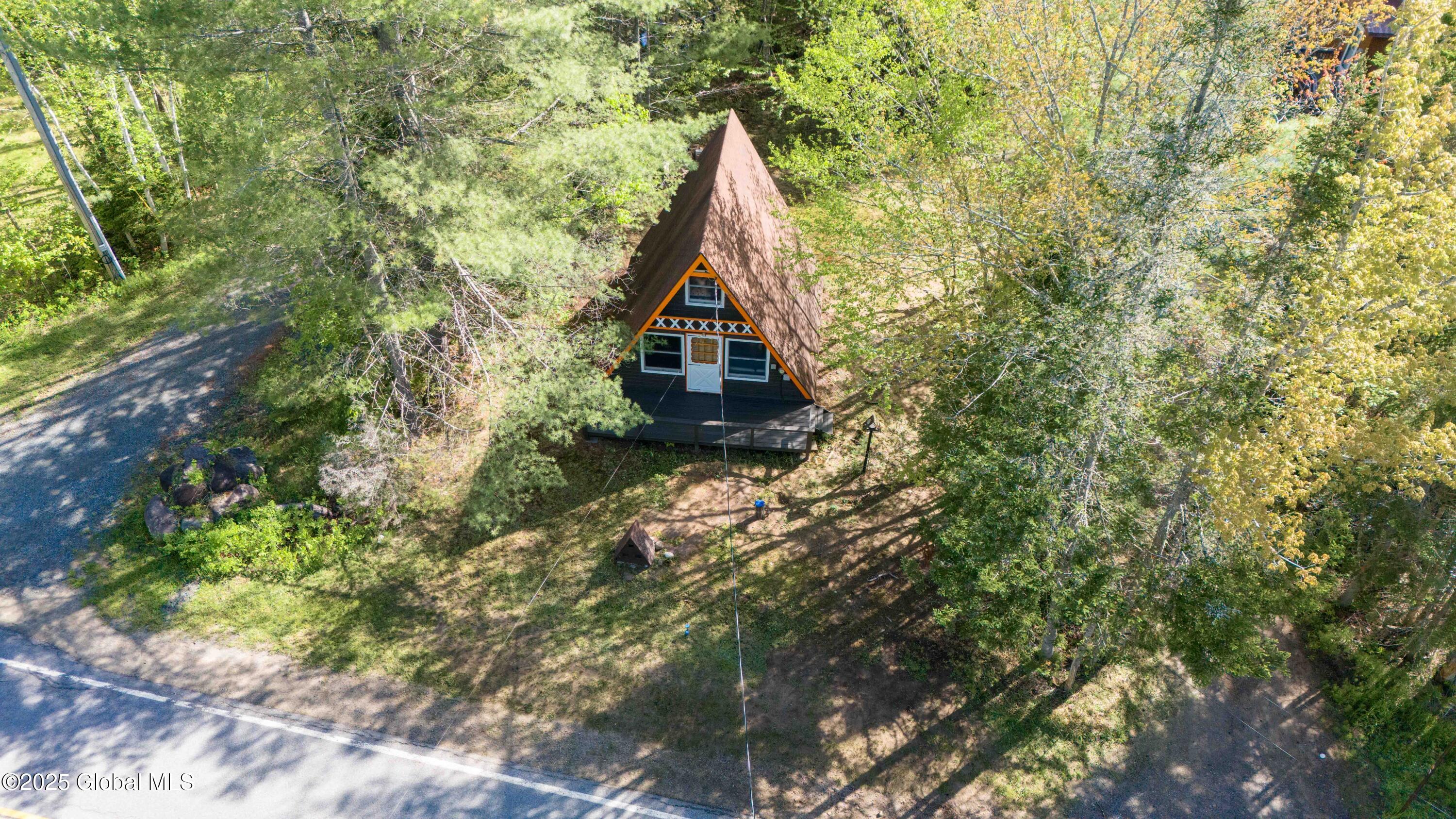 103 Pine Cone Lane, Lake Pleasant, New York image 10