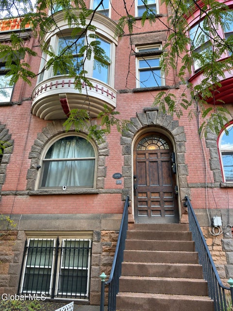 Photo of 39 S Lake Avenue #3, Albany, NY 12203 (MLS # 202625995)