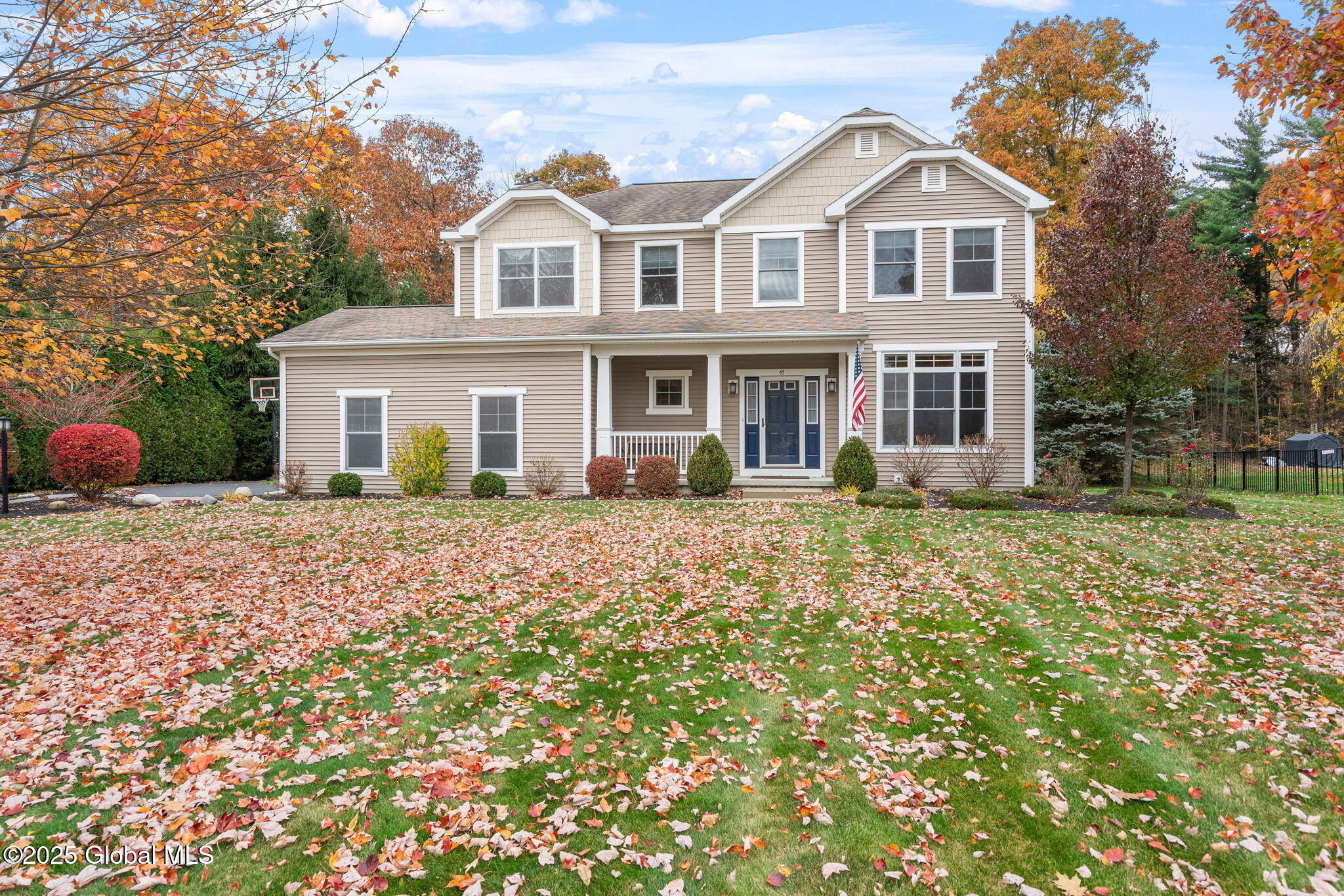 45 Liberty Way, Clifton Park, New York image 2