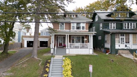 Photo of 905 Myrtle Avenue, Albany, NY 12208 (MLS # 202528090) Photo of 905 Myrtle Avenue, Albany, NY 12208 (MLS # 202528090)
