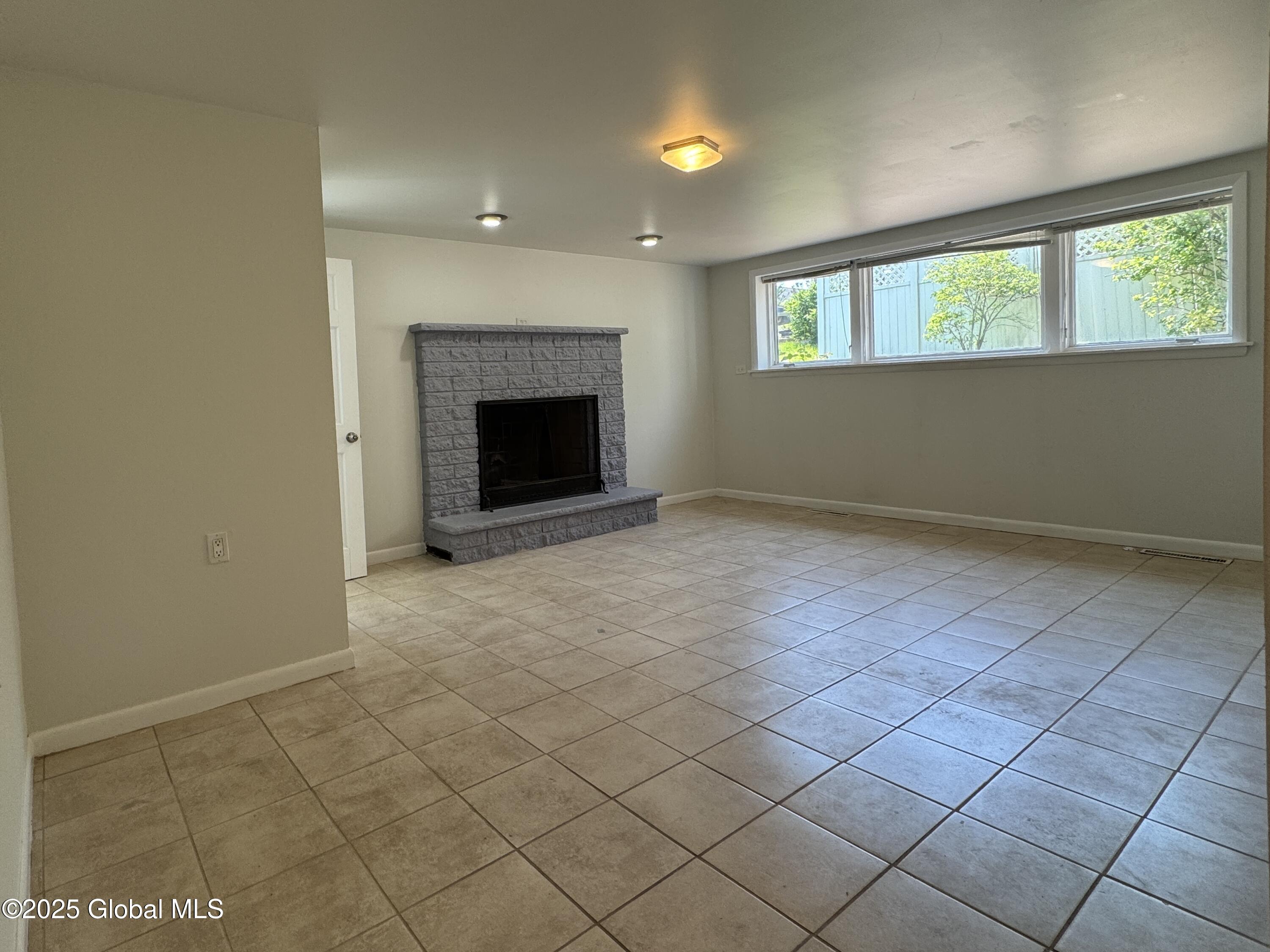 15 Campus View Drive, Loudonville, New York image 7