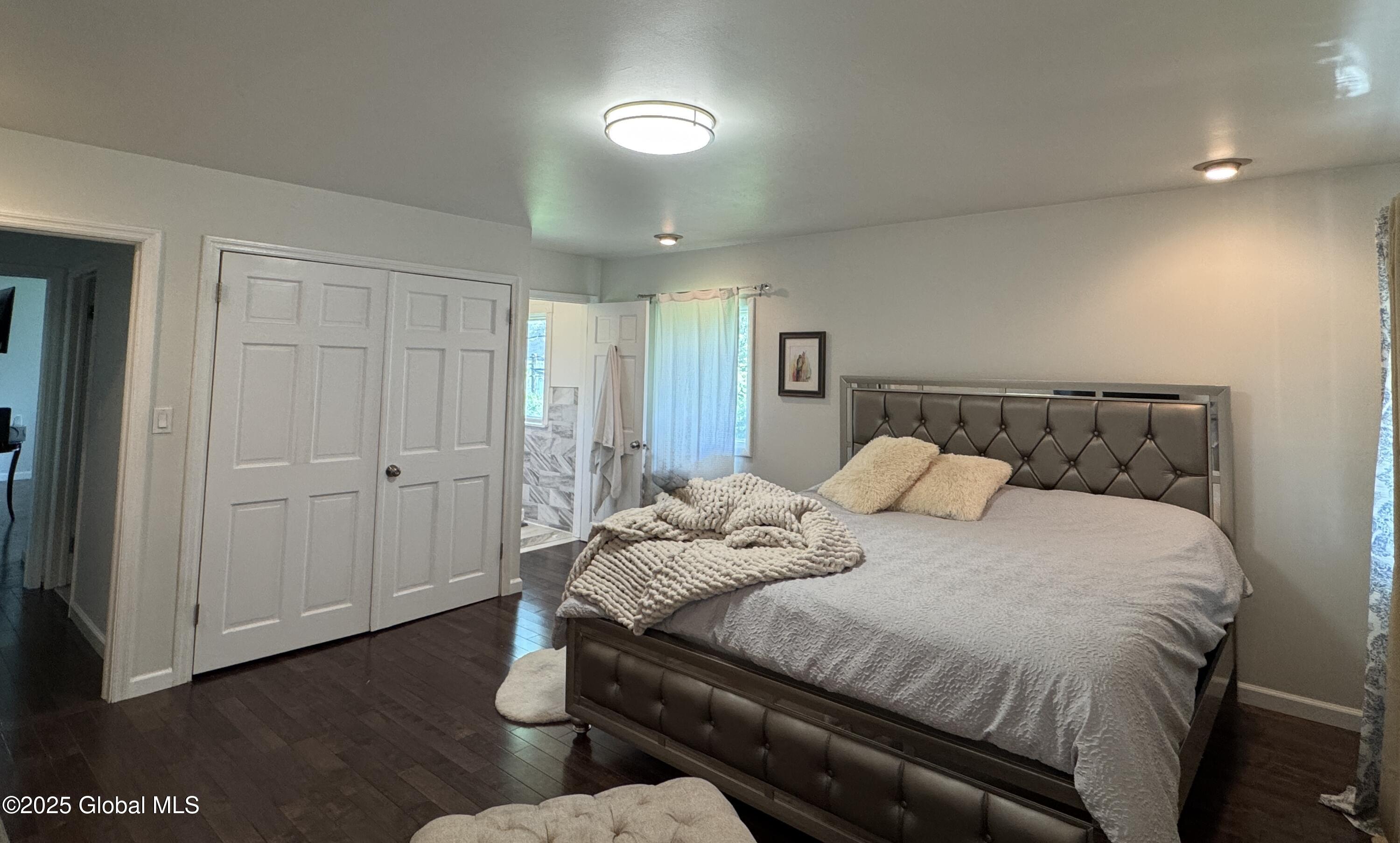 15 Campus View Drive, Loudonville, New York image 9