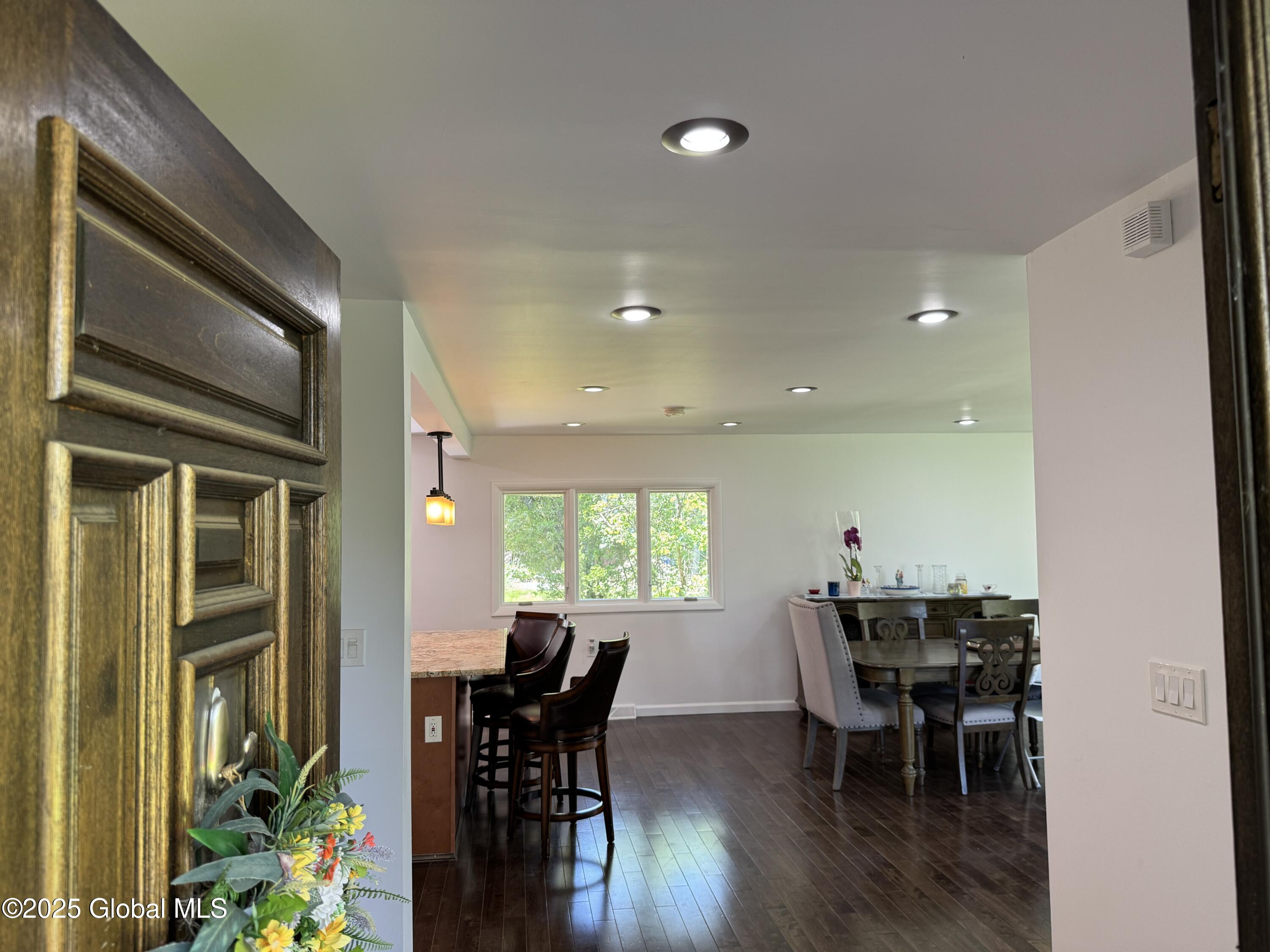 15 Campus View Drive, Loudonville, New York image 13