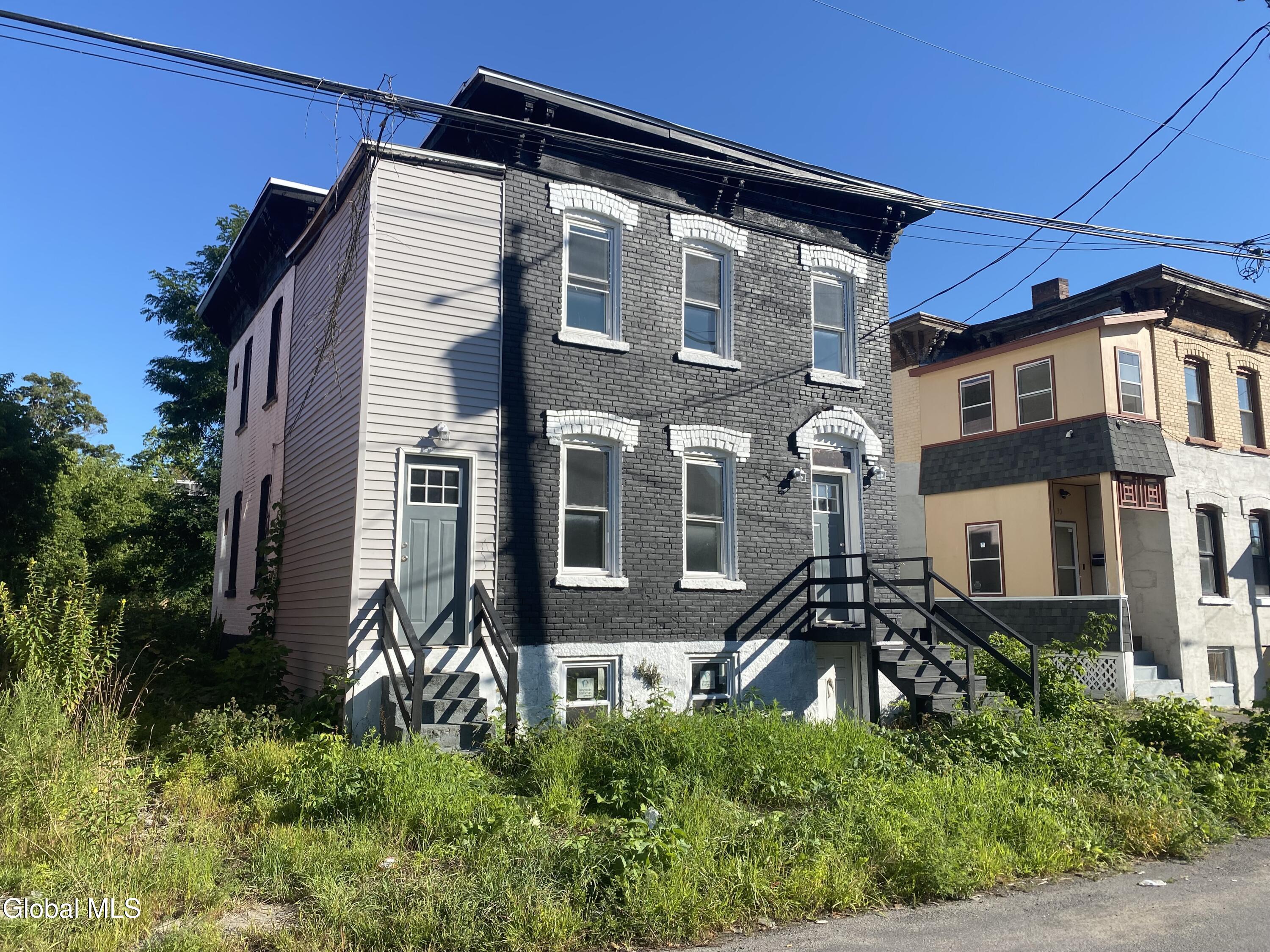 30 Kline Street