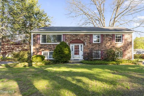 Photo of 3158 Lone Pine Road, Schenectady, NY 12303 (MLS # 202616160)