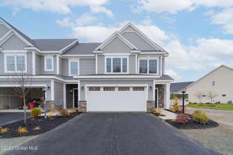 Townhouse For Sale - 46 Priddle Lane<br/> Latham, NY 12110