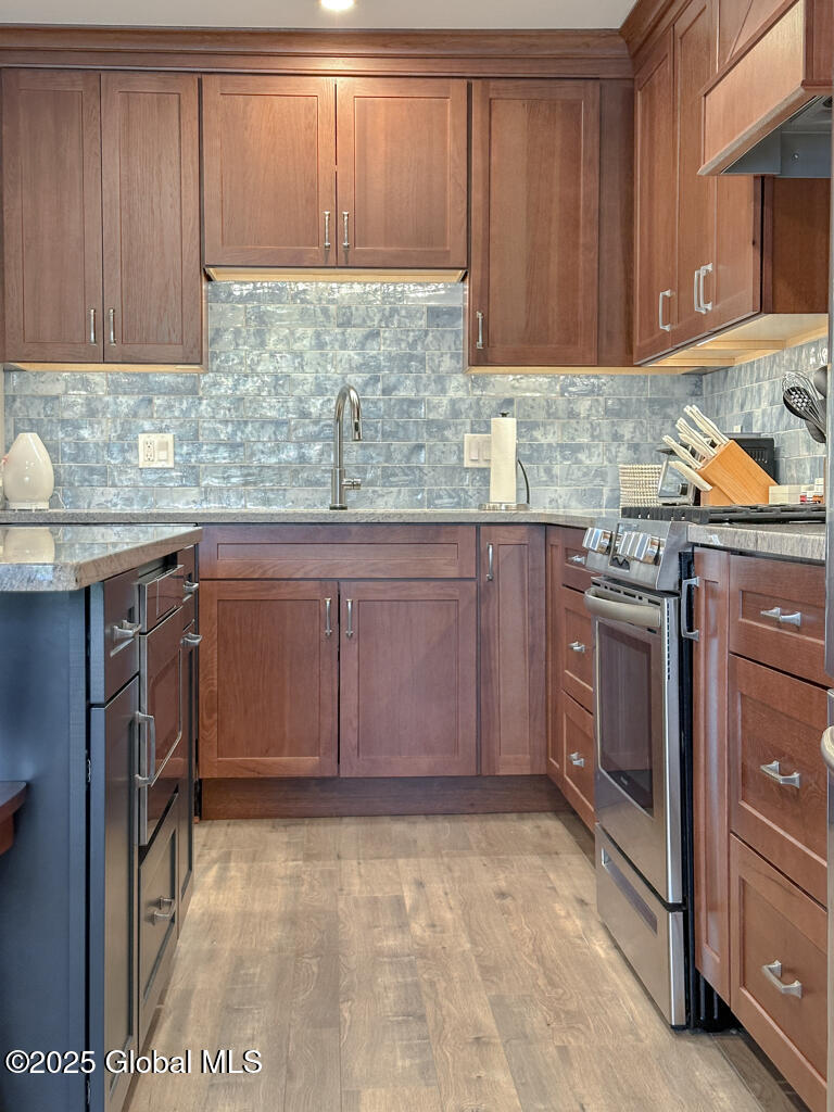 110 Sagamore Road 6b6 Rd, Bolton Landing, New York image 12