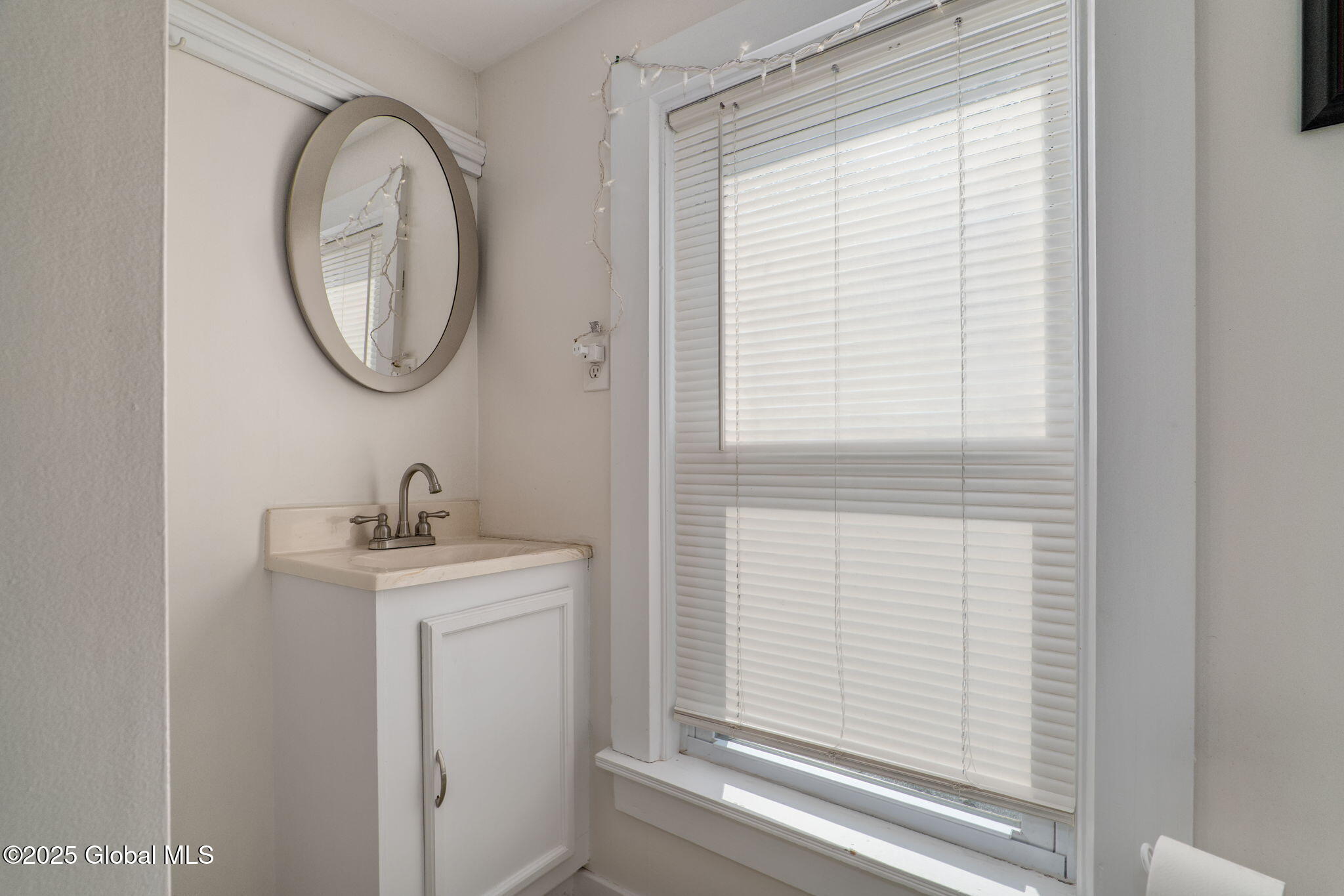 223 Quarry St. St, Cobleskill, New York image 33