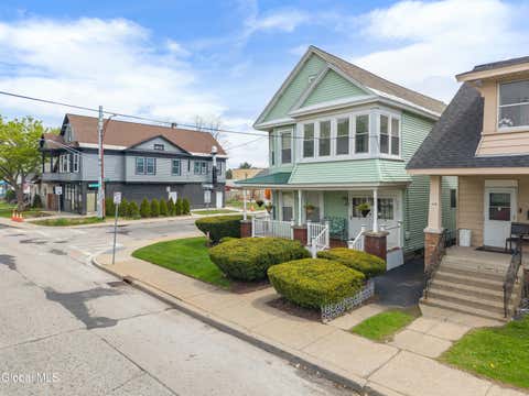 Multifamily For Sale - 302-304 Michigan Avenue<br/> Schenectady, NY 12303