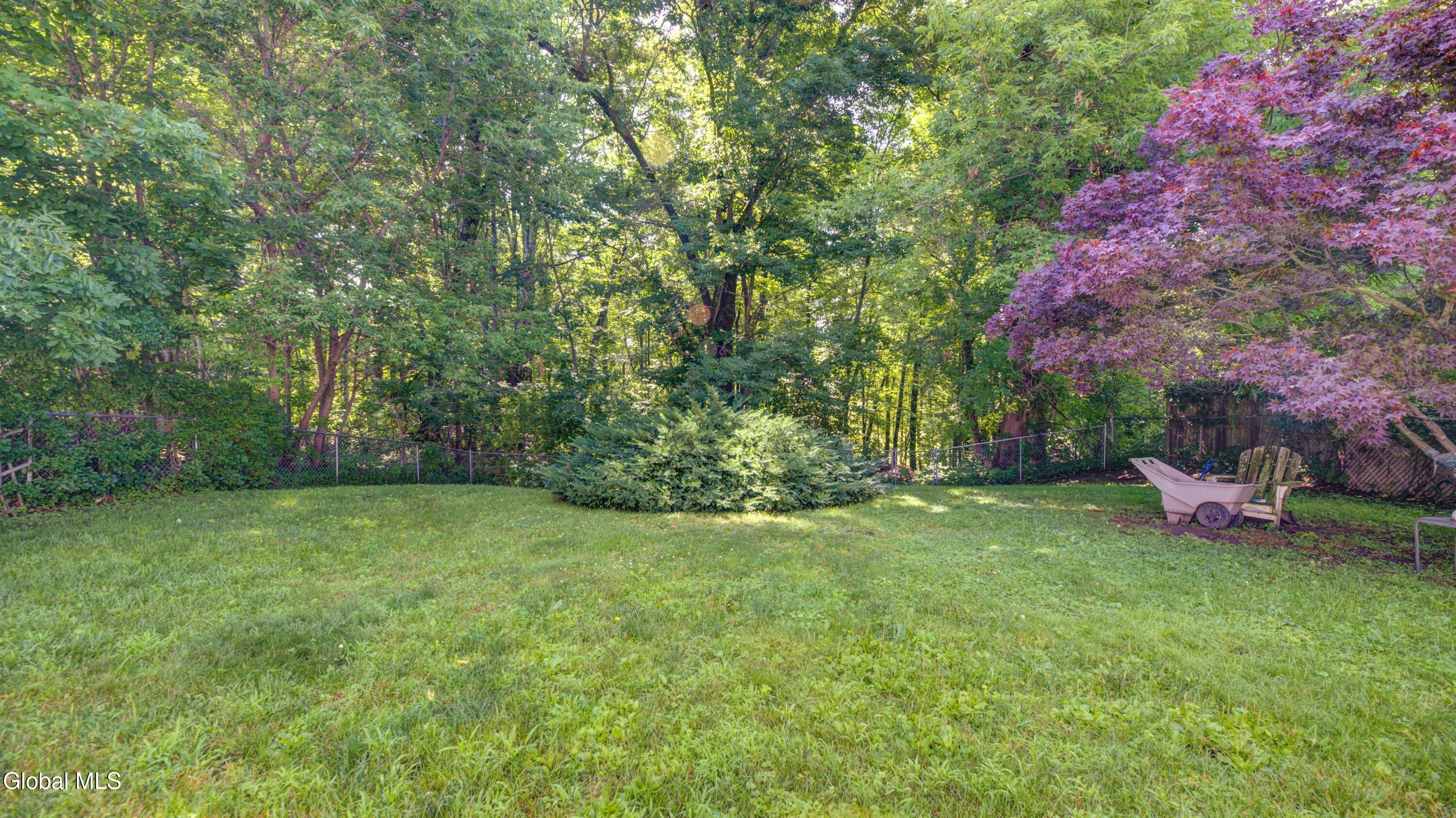 151 S Kingsboro Avenue