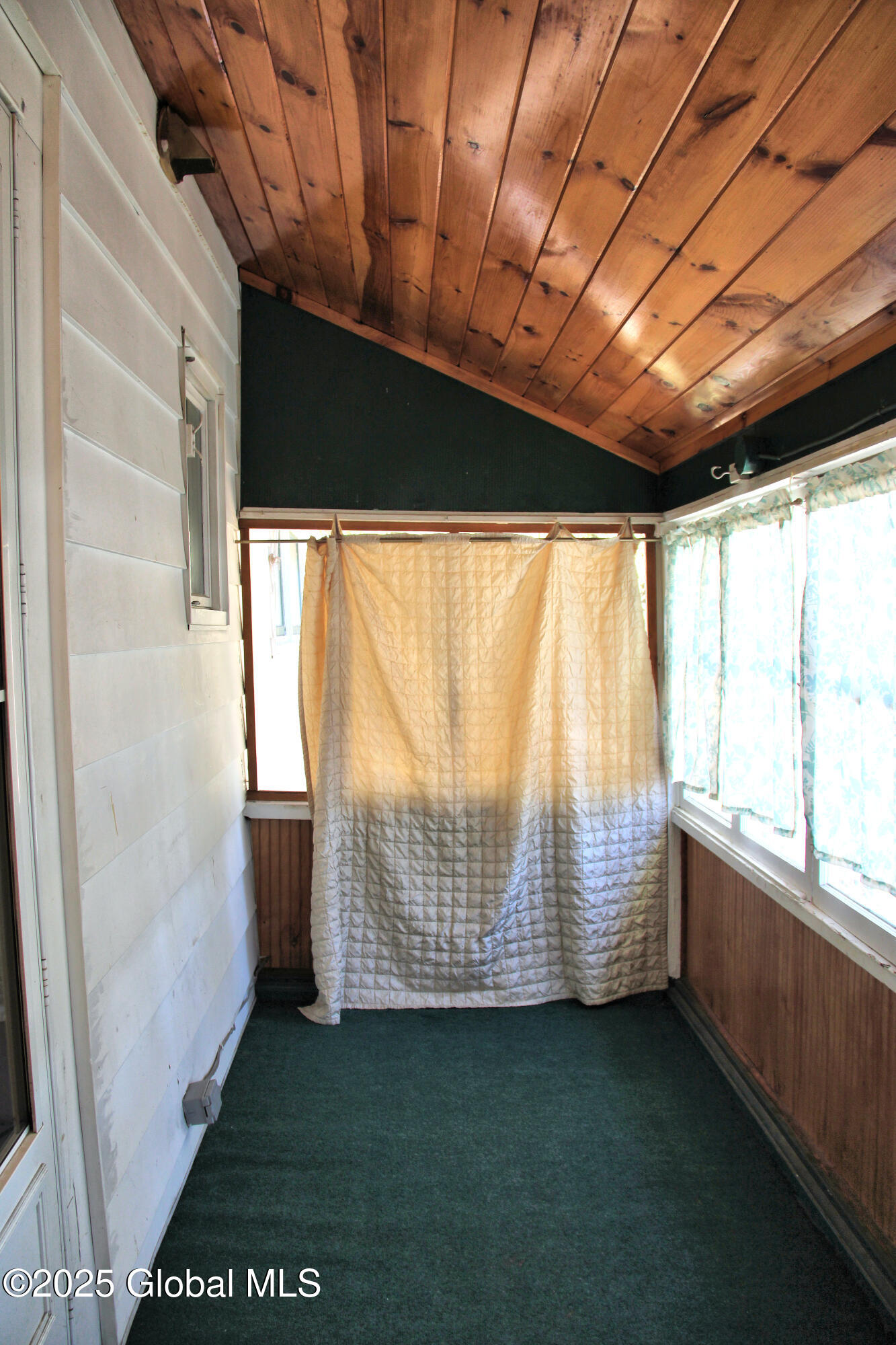 244 Kingsboro Avenue, Gloversville, New York image 30