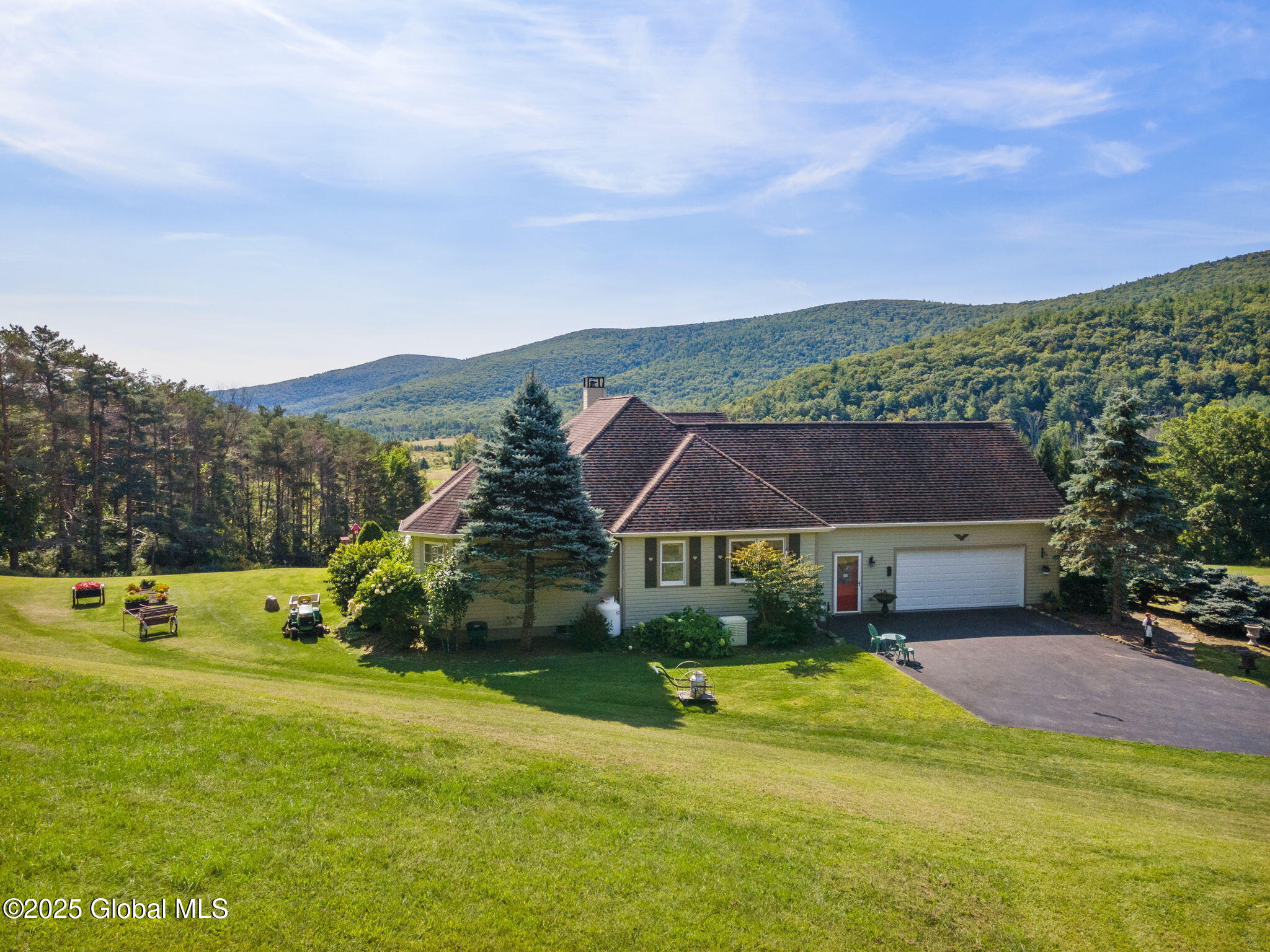 648 Ecker Hollow Road, Middleburgh, New York image 46