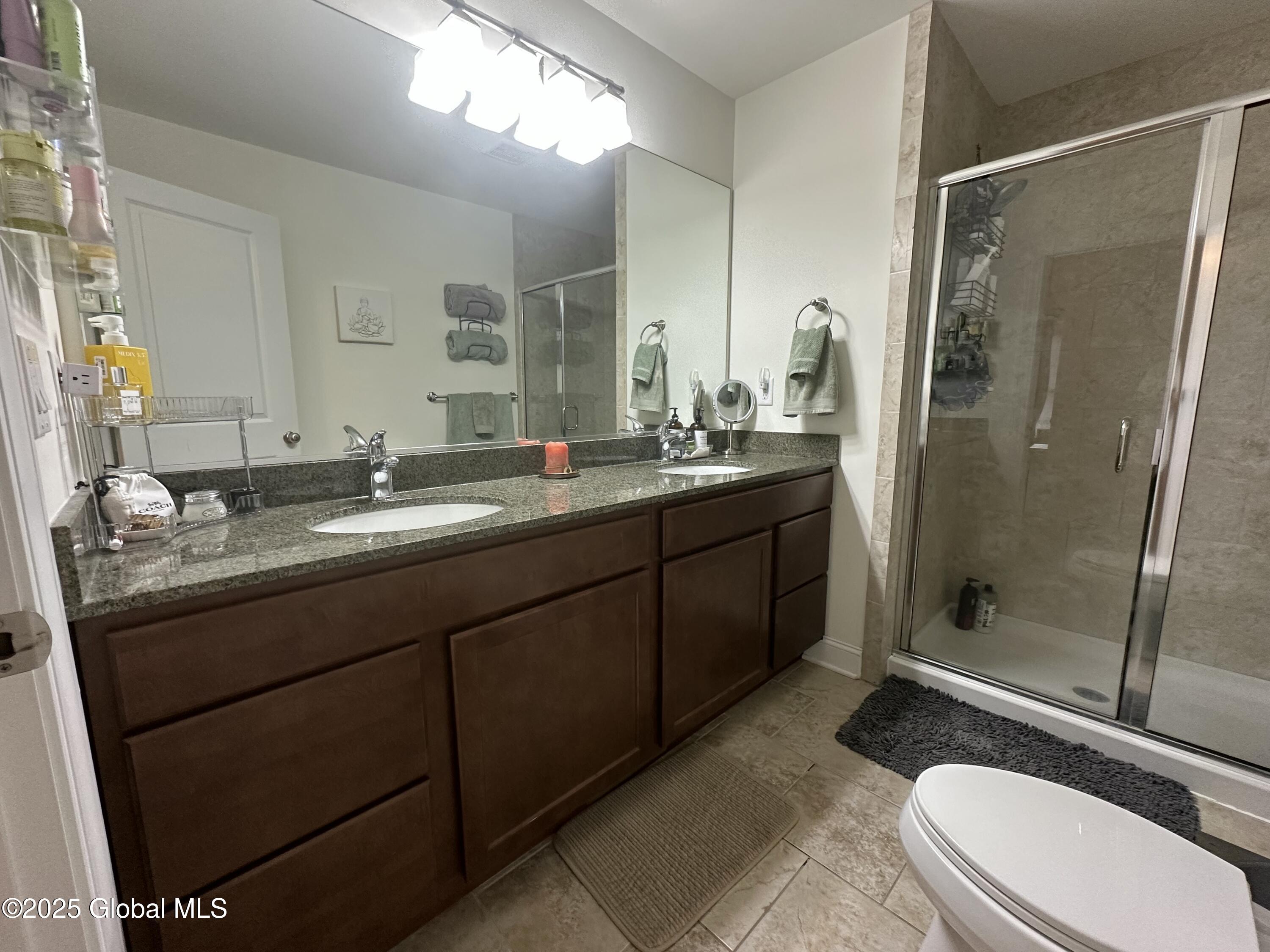 37 Nantucket Street, Cohoes, New York image 17