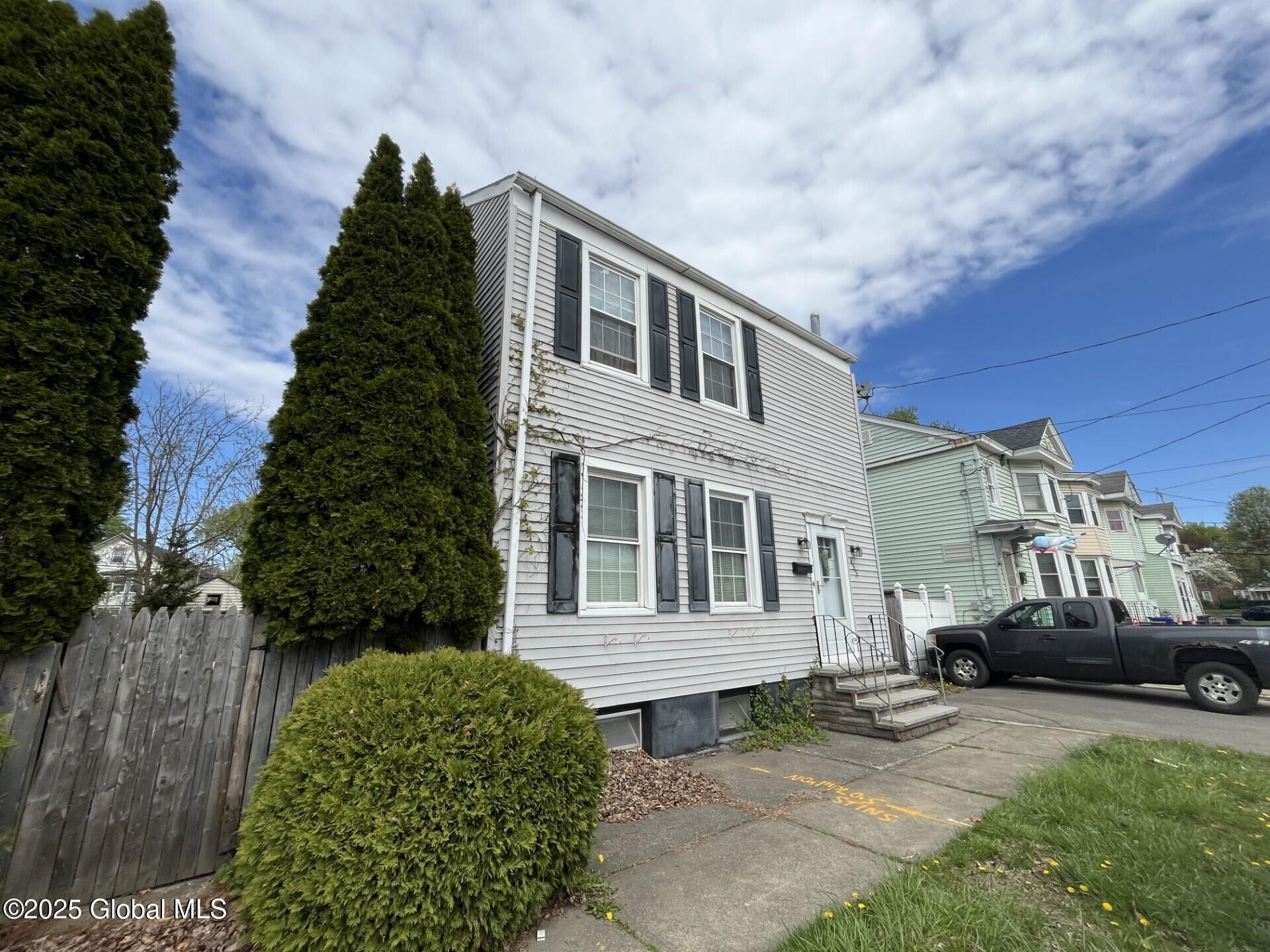 433 1st Avenue, Watervliet, New York image 2