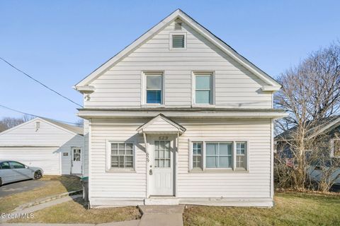 Multifamily For Sale - 629 Hoosick Road<br/> Troy, NY 12180