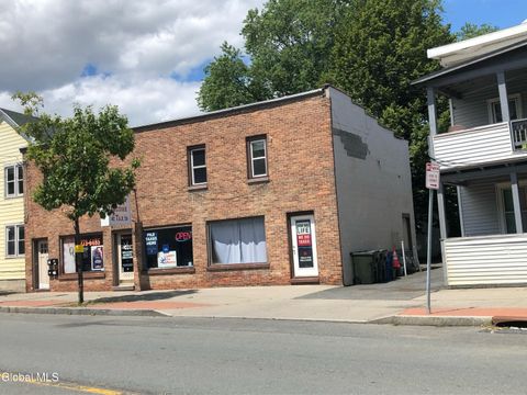 Photo of 1007 19TH Street #1R, Watervliet, NY 12189 (MLS # 202527509)